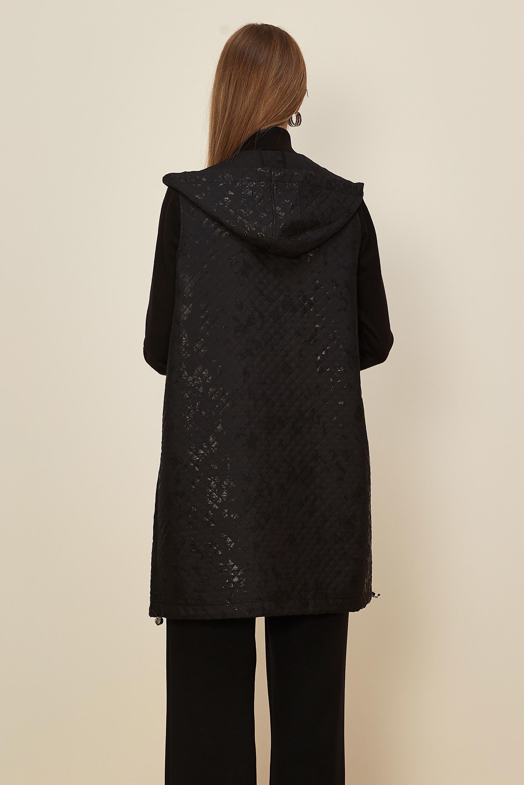 Tesettür giyim SİYAH VARAK BASKILI KAPİTONE YELEK 46150