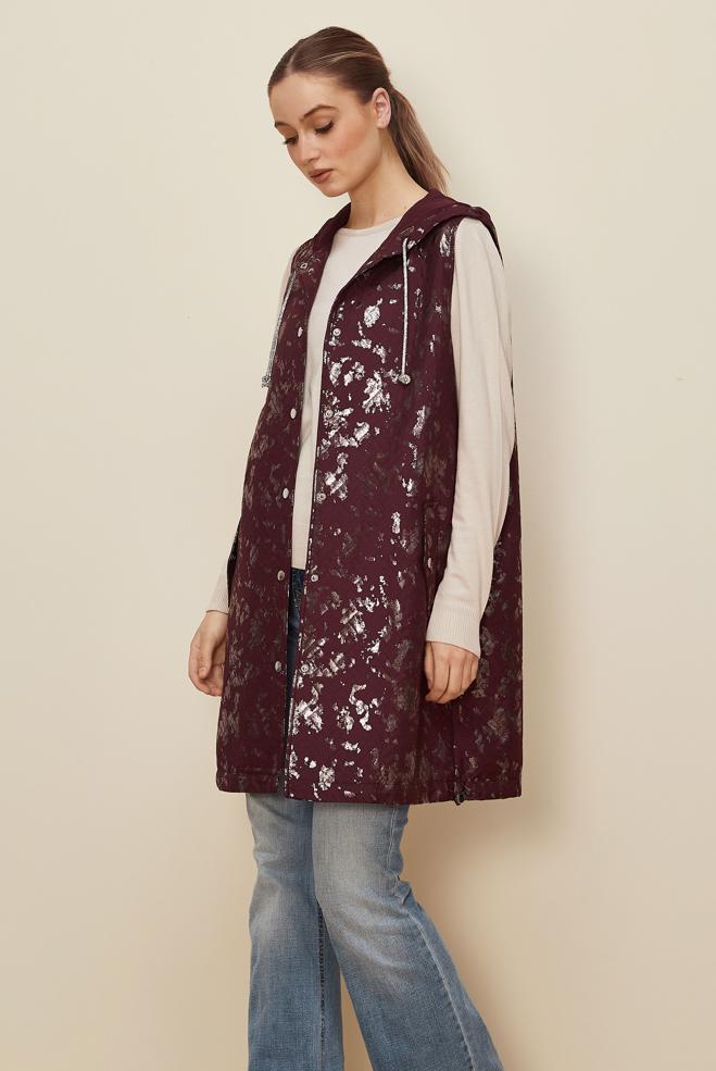 Tesettür giyim BORDO VARAK BASKILI KAPİTONE YELEK 46150 - ALVİNA