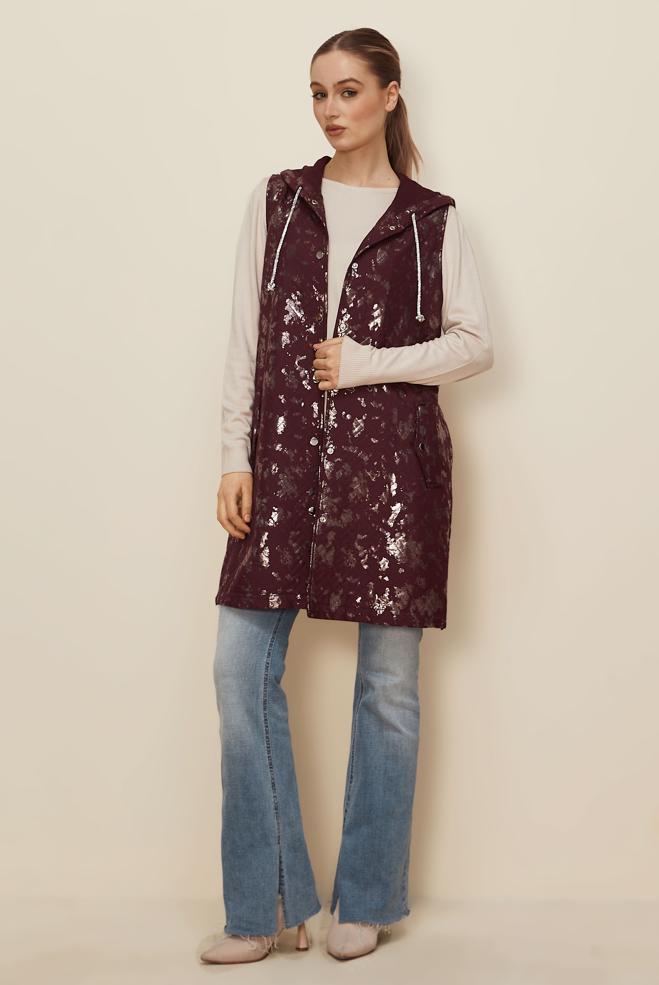 Tesettür giyim BORDO VARAK BASKILI KAPİTONE YELEK 46150 - ALVİNA