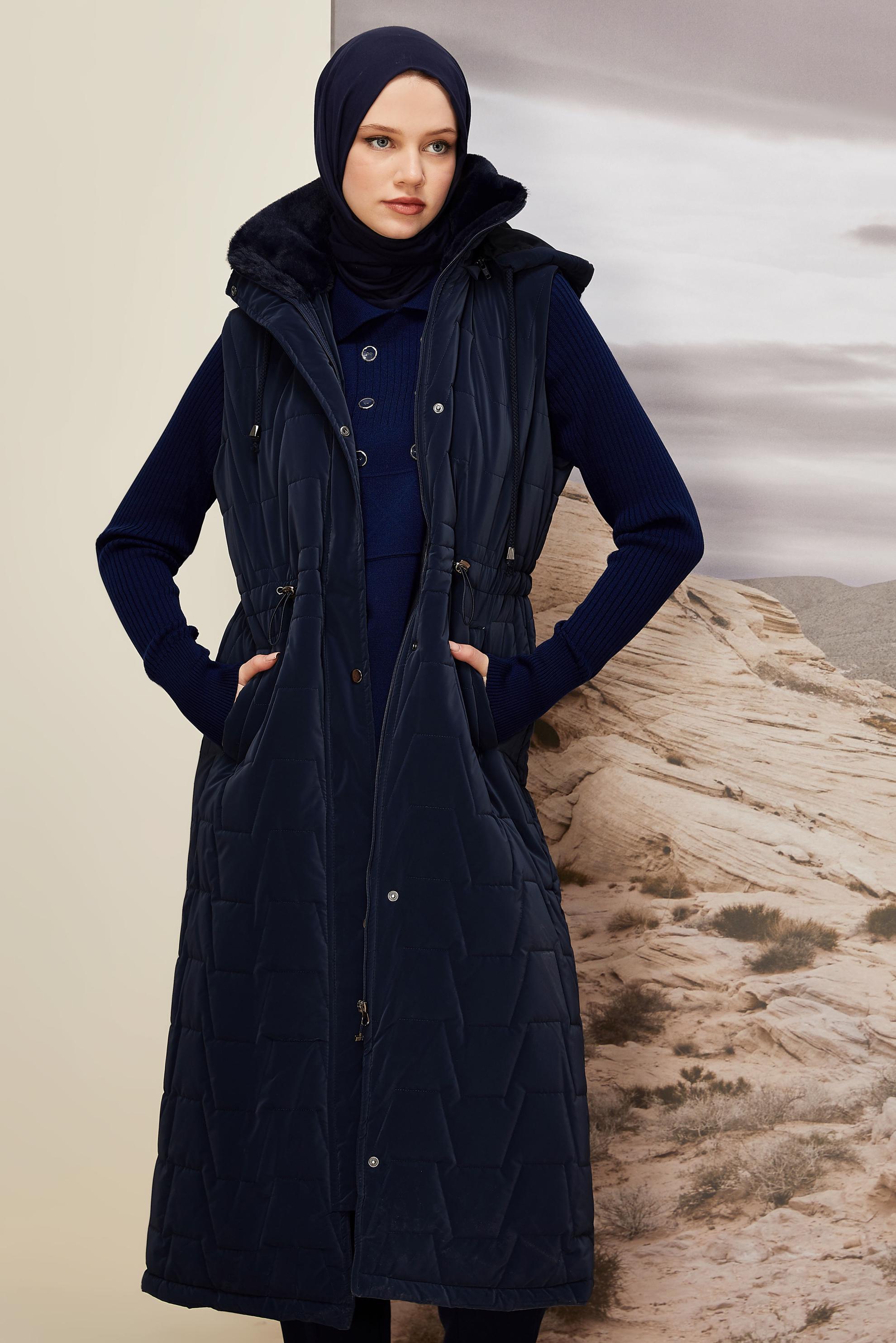 Tesettür giyim LACİVERT KAPÜŞONLU YELEK 90589