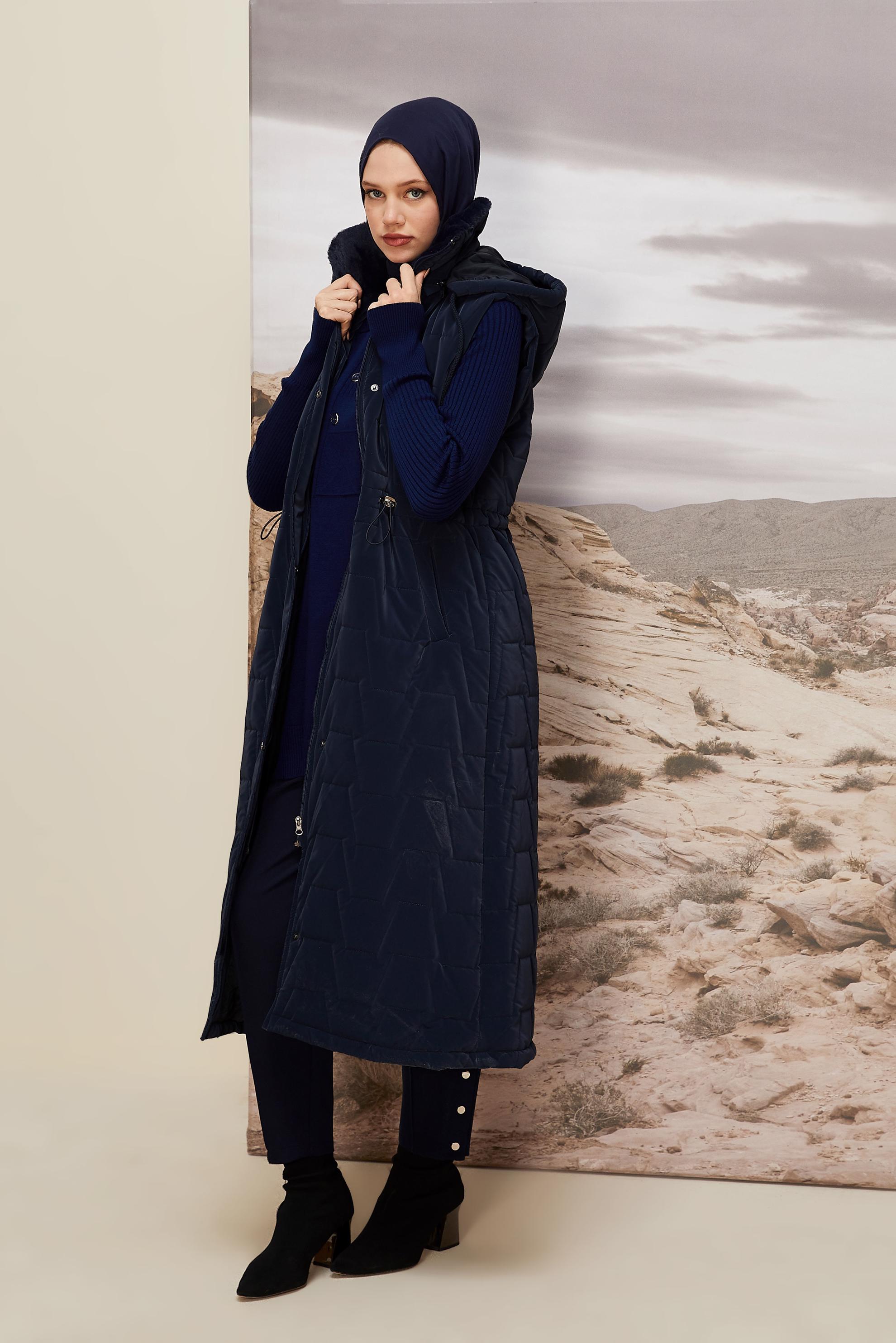 Tesettür giyim LACİVERT KAPÜŞONLU YELEK 90589