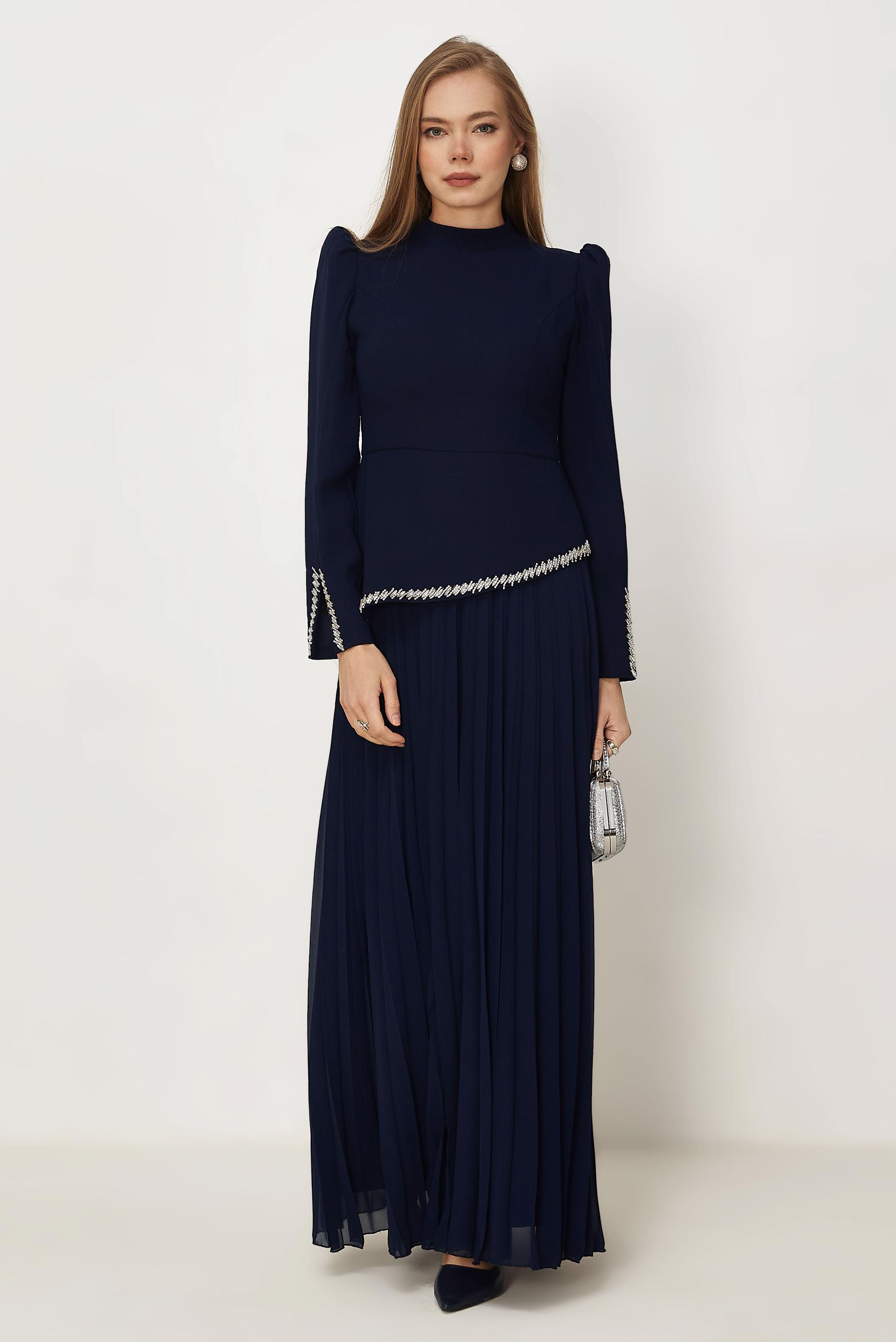 Hijab-Kleidung NAVY BLAU ABENDKLEID MIT EDELSTEINDETAILS 50558
