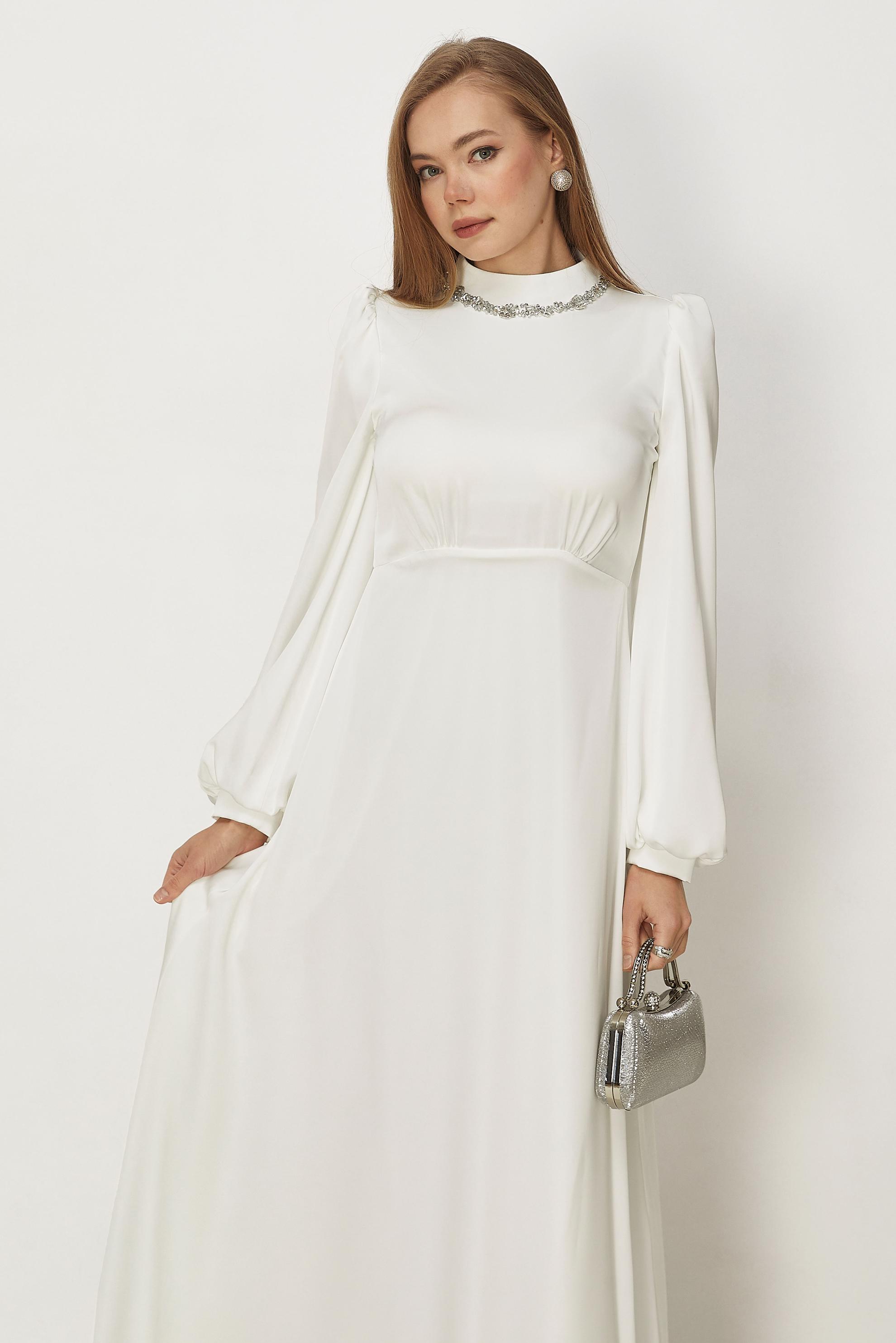 Hijab-Kleidung WEISS SATIN ABENDKLEID MIT EDELSTEIN DETAILS 50559