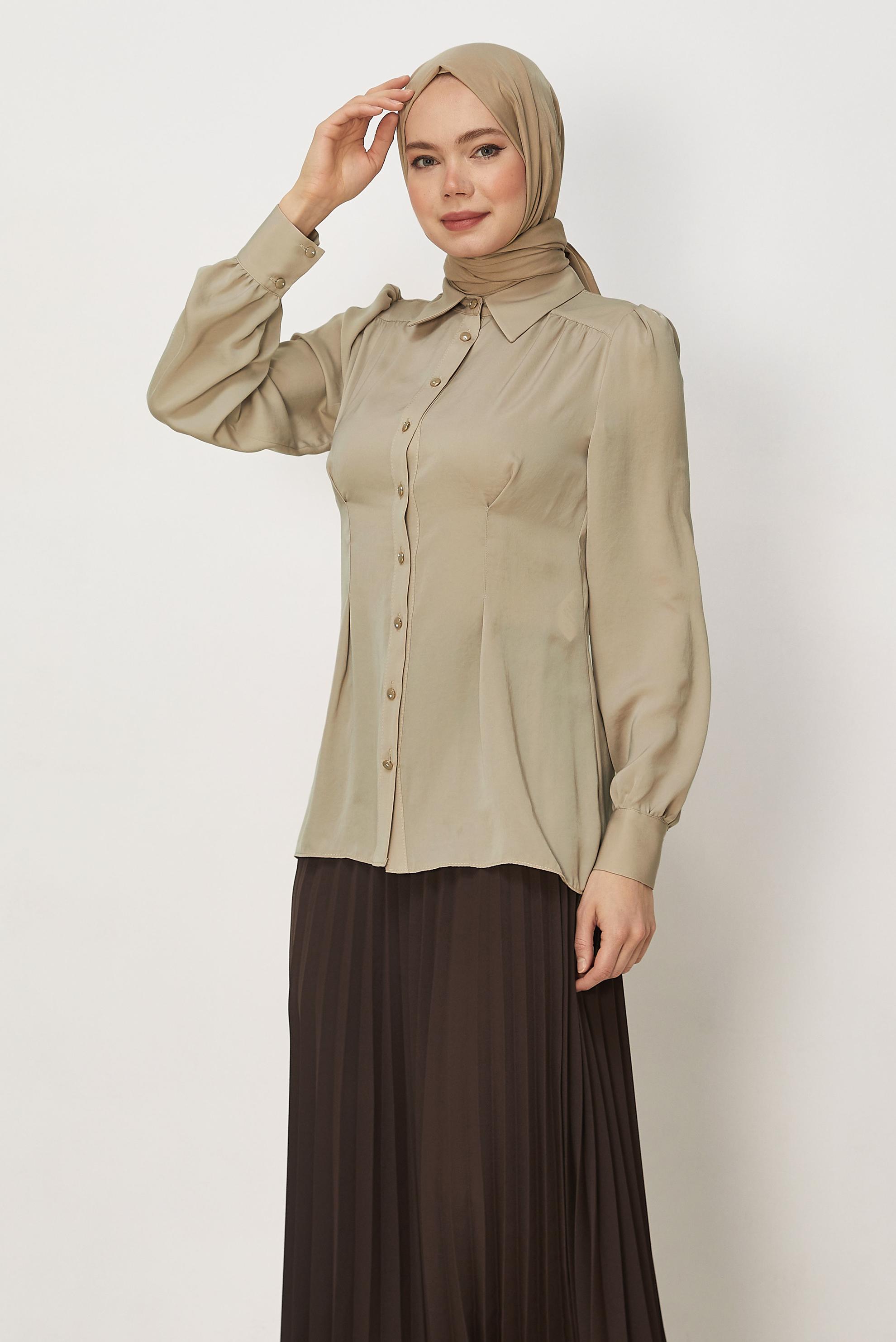 Hijab-Kleidung SAND BLUSE MIT HEMDKRAGEN 45376