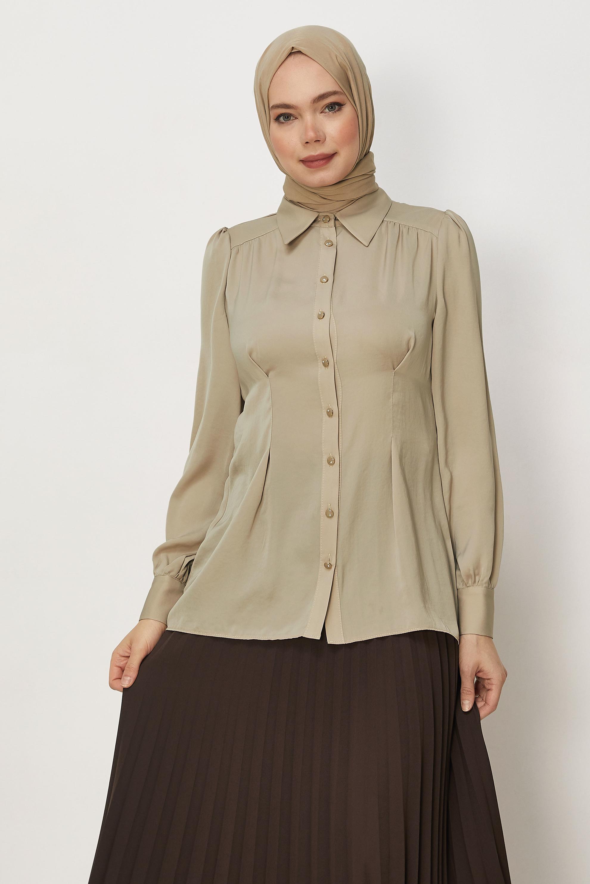 Hijab-Kleidung SAND BLUSE MIT HEMDKRAGEN 45376