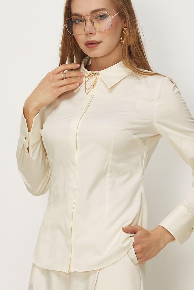 Hijab-Kleidung ECRU BLUSE AUS SATIN MIT HEMDKRAGEN 46529 - ALVİNA