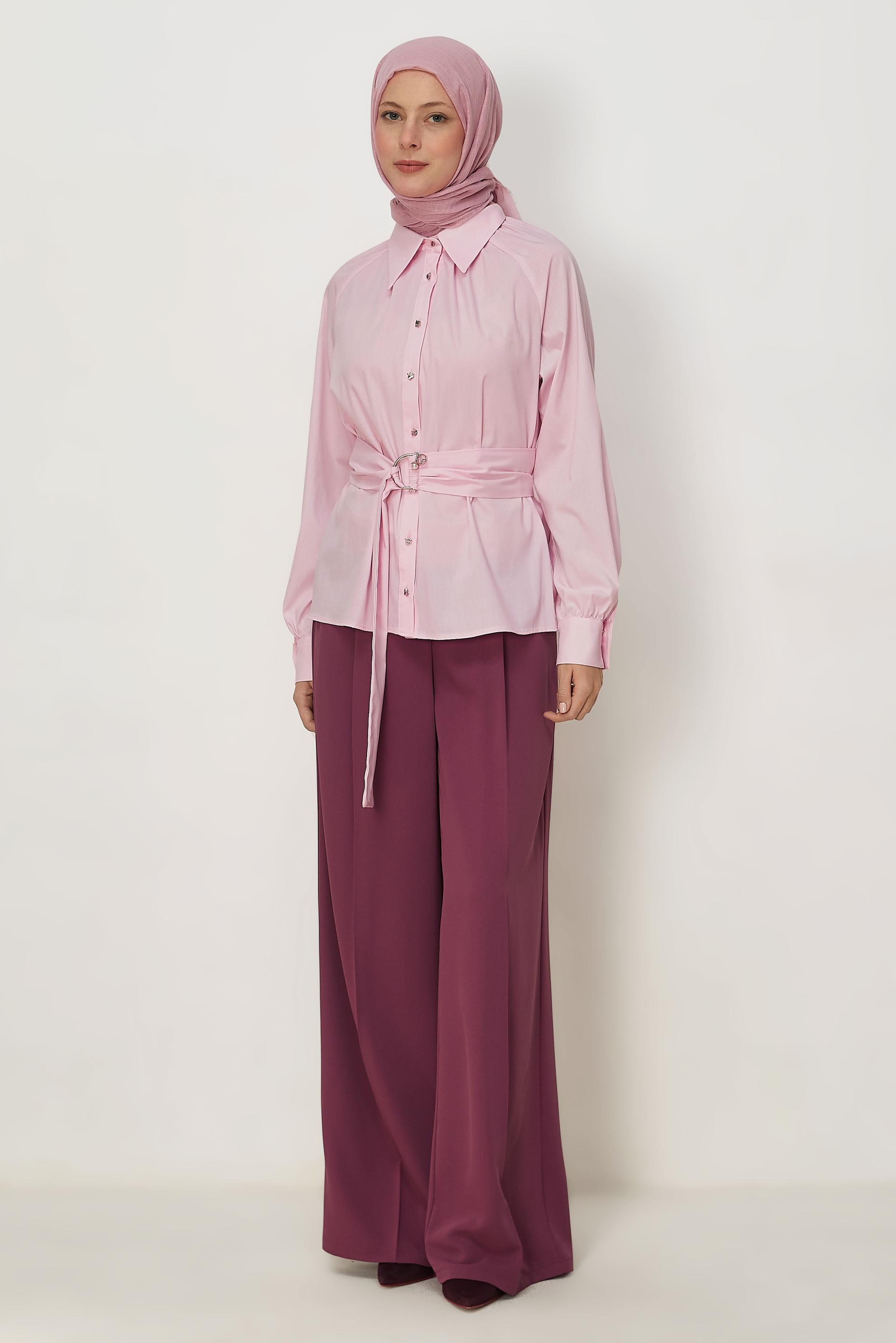 Tesettür giyim PEMBE KEMERLİ BLUZ 46646