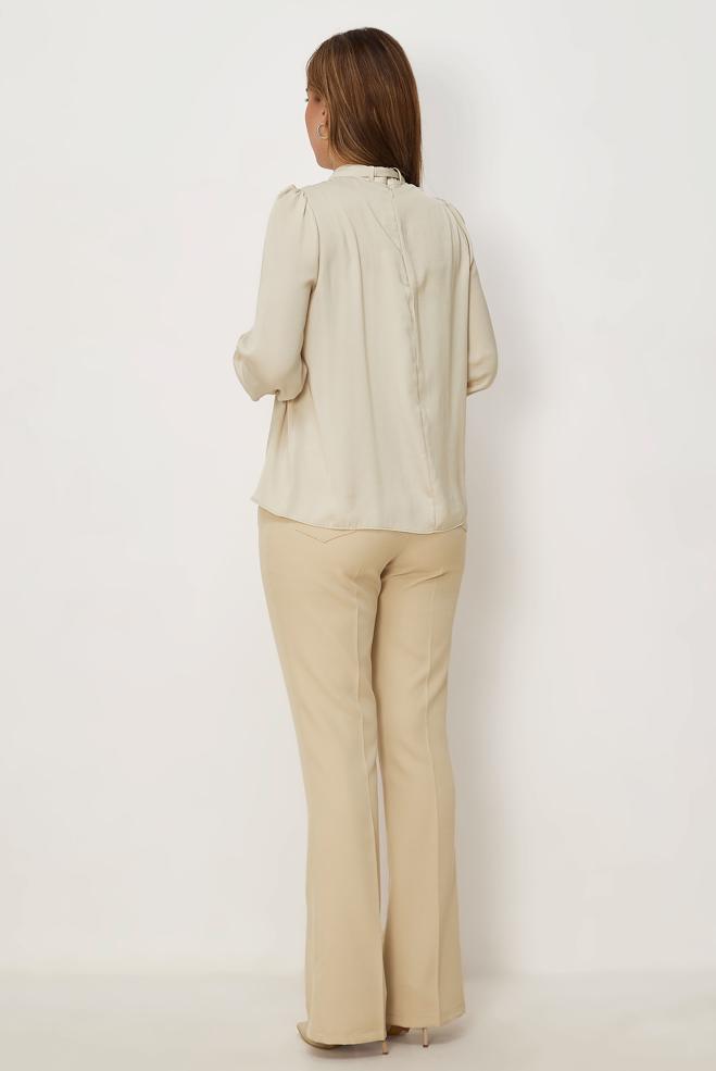 Vêtements hijab BEIGE CHEMISIER EN SATIN À COL MONTANT 46662 - ALVİNA