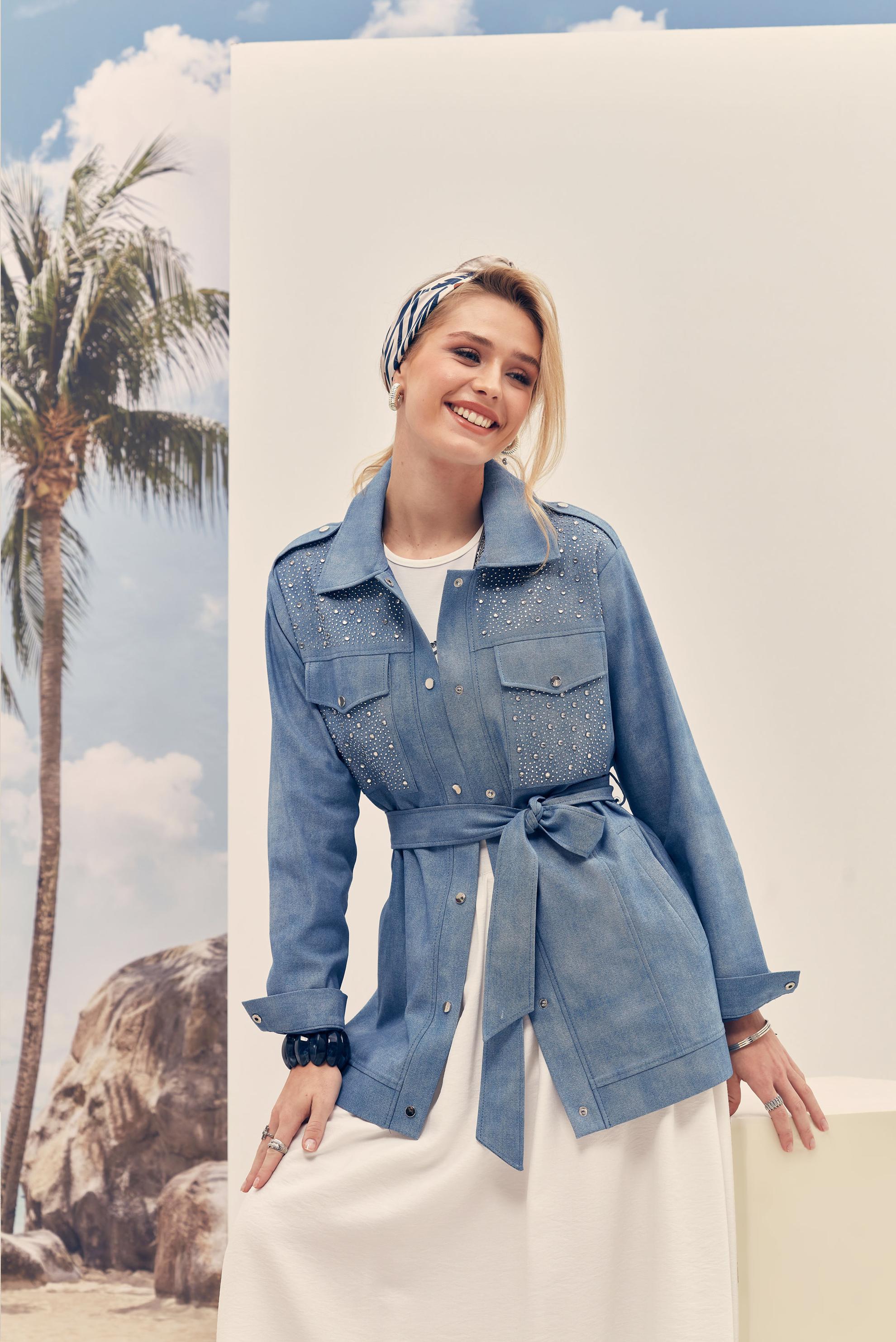 Tesettür giyim MAVİ KUŞAKLI DENİM GÖRÜNÜMLÜ CEKET 46383