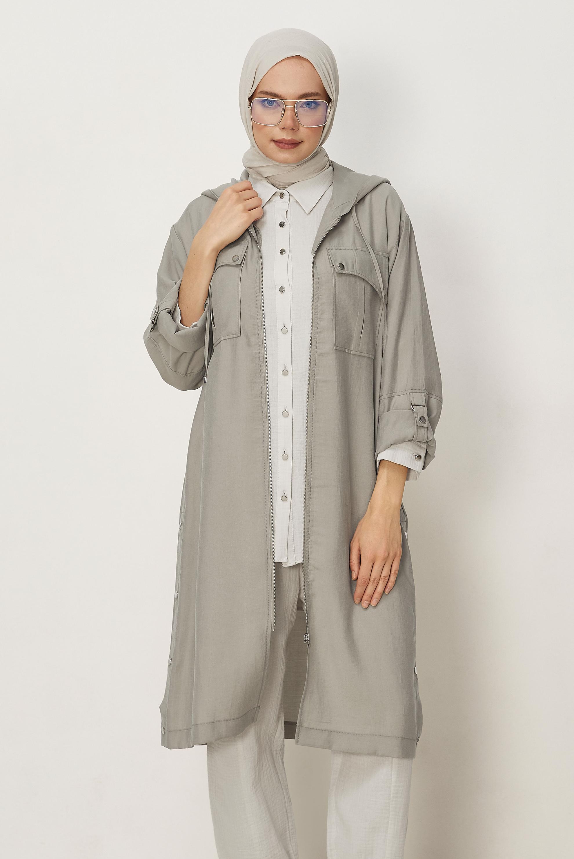 Hijab-Kleidung BEIGE KAPUZENJACKE 46386