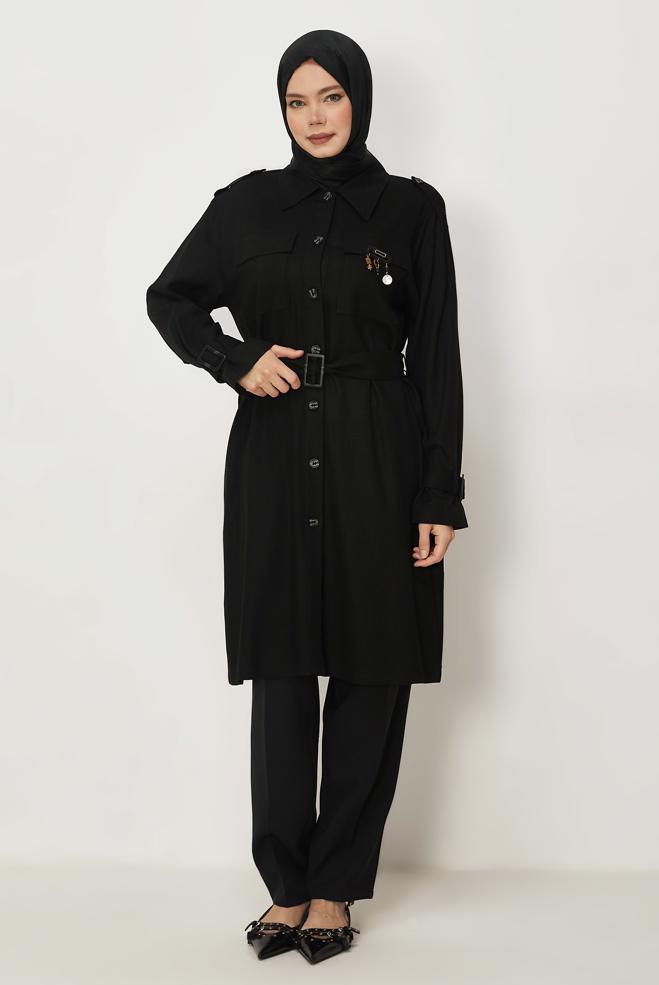 Hijab-Kleidung SCHWARZ LEINENJACKE MIT GÜRTEL 46393 - ALVİNA
