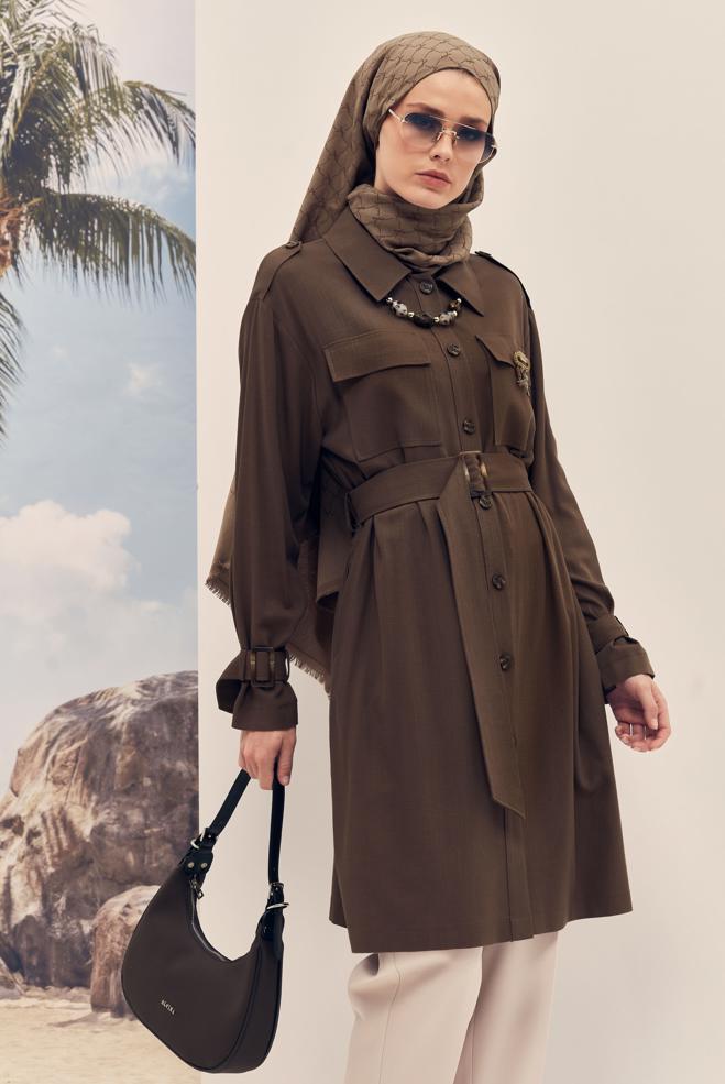 Hijab-Kleidung BRAUN LEINENJACKE MIT GÜRTEL 46393 - ALVİNA