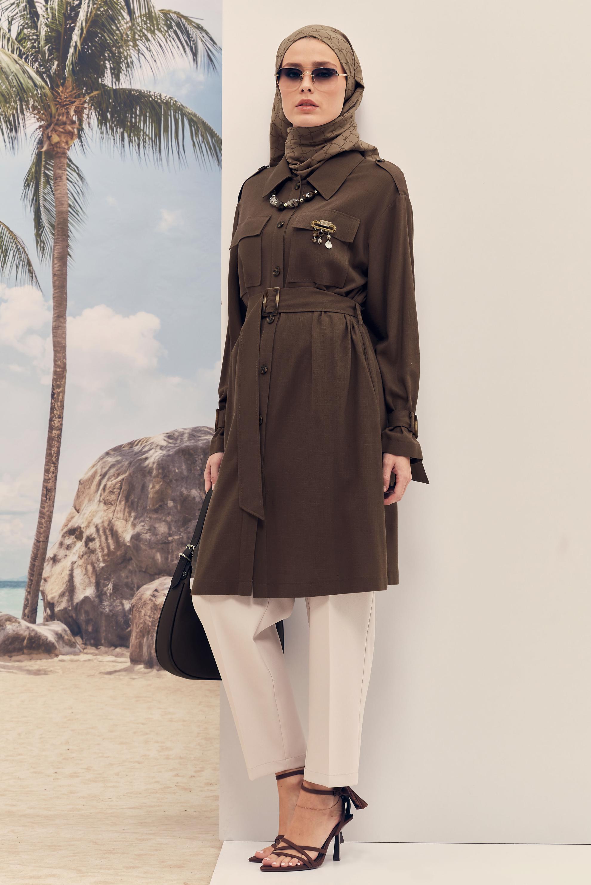 Hijab-Kleidung BRAUN LEINENJACKE MIT GÜRTEL 46393