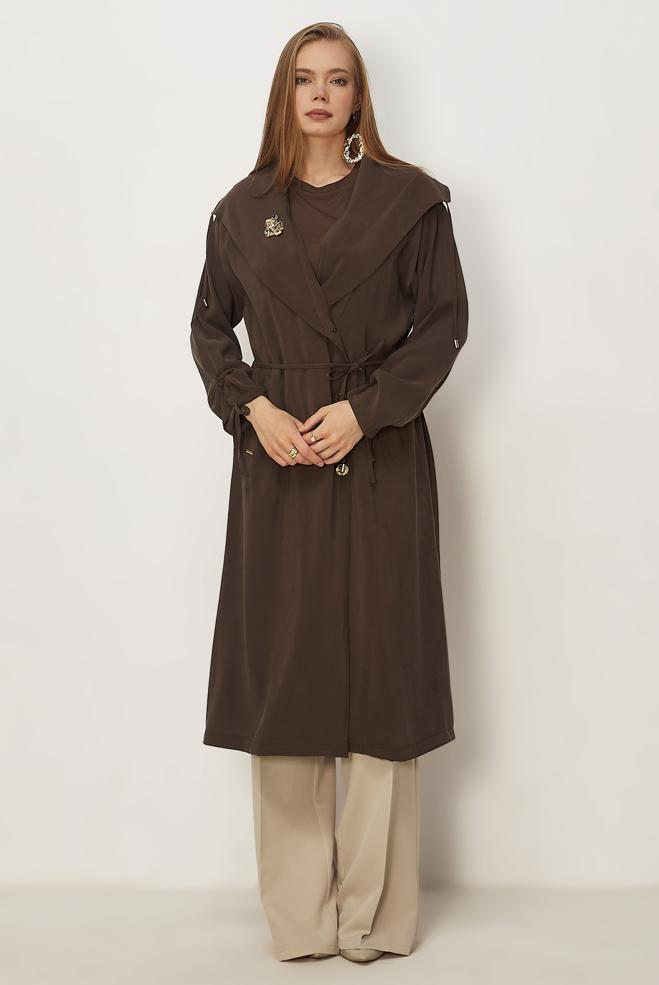 Hijab-Kleidung BRAUN JACKE AUS MODAL MIT GÜRTEL 46439 - ALVİNA