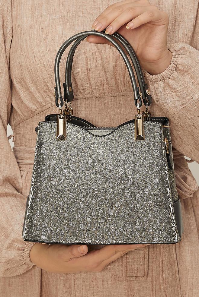 Tesettür giyim BEJ ALVİNA AKSESUARLI PARLAK ÇANTA 2184-1 - ALVİNA