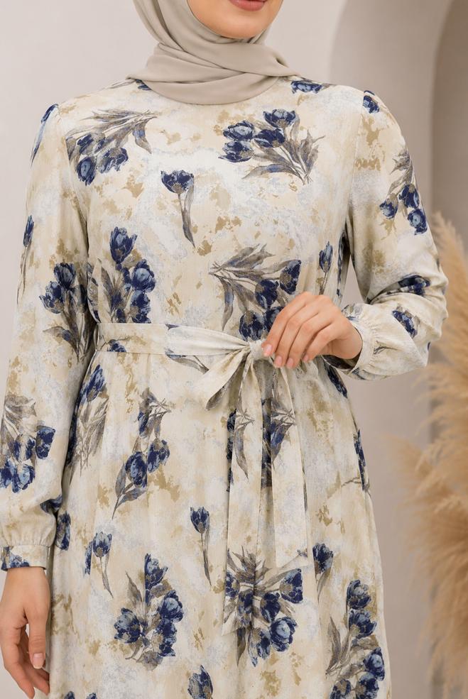 Vêtements hijab BLEU MARINE ROBE EN SATIN À MOTIFS CEINTURÉE 20955 - ALVİNA