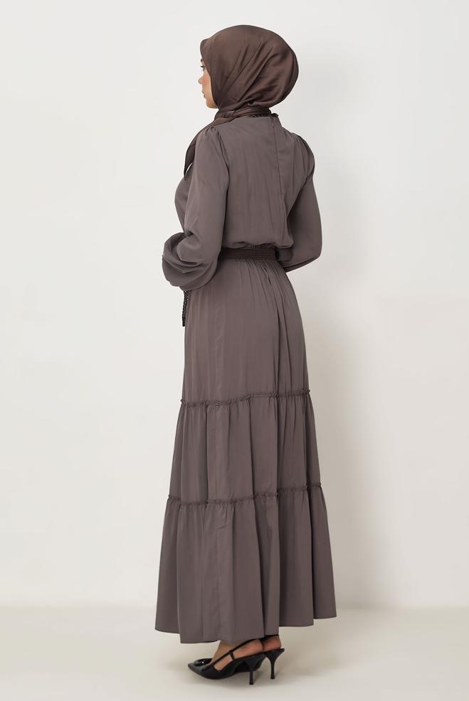 Hijab-Kleidung NERZ KLEID MIT GÜRTEL 45727 - ALVİNA