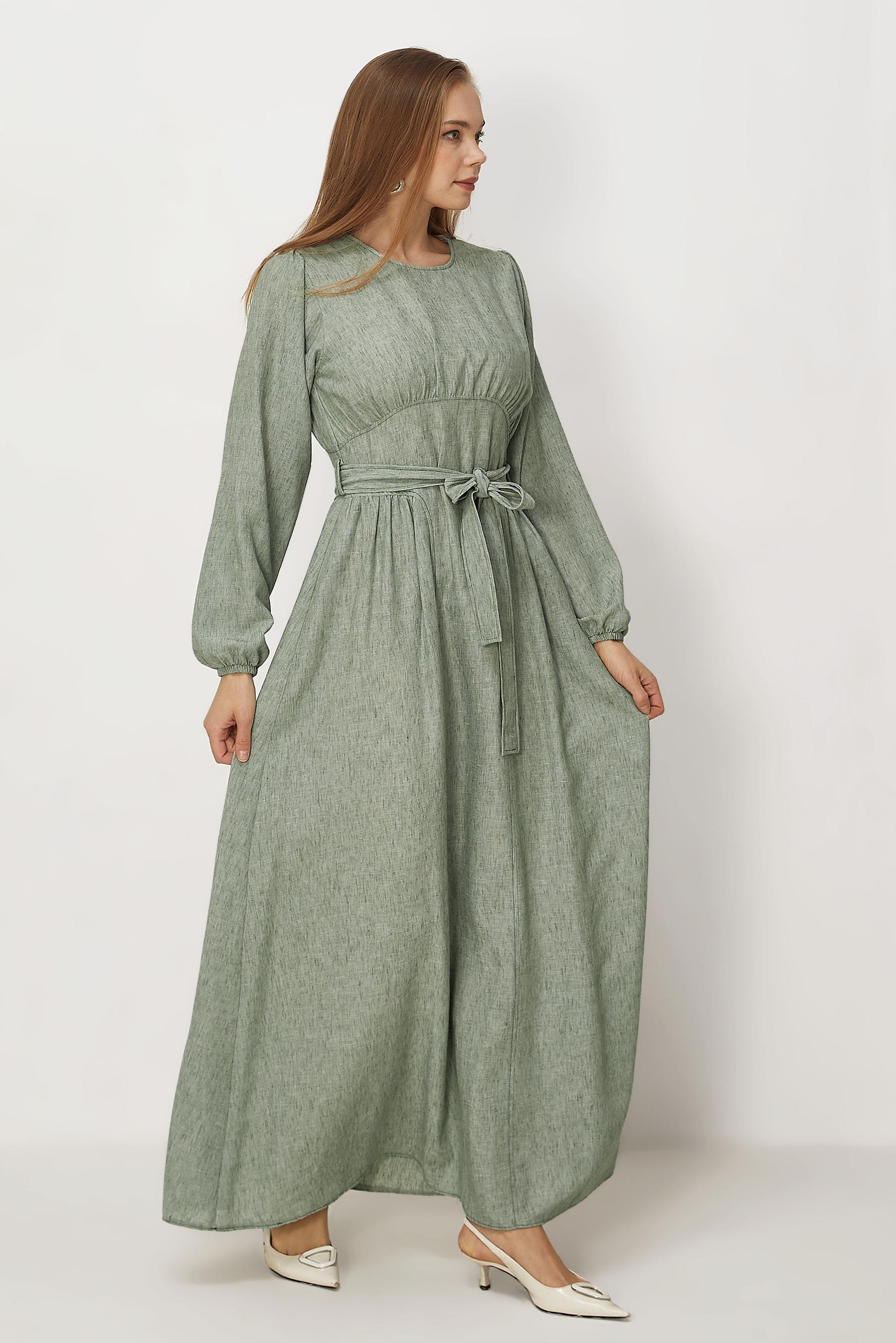 Hijab-Kleidung KHAKI LEINENKLEID MIT GÜRTEL 46314
