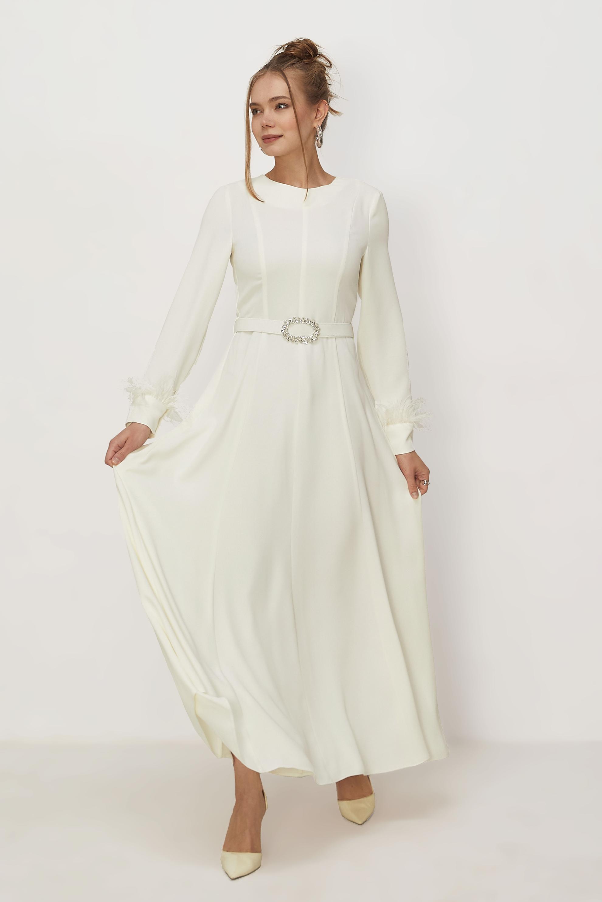Hijab clothing WHITE BELTED FEATHER DETAILED DRESS 46369