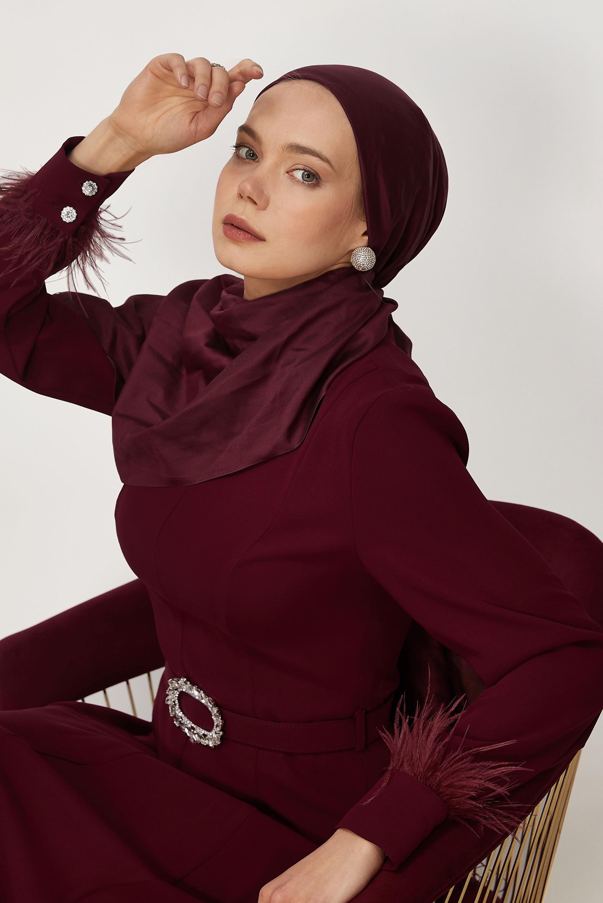 Hijab clothing BEIGE BELTED FEATHER DETAILED DRESS 46369