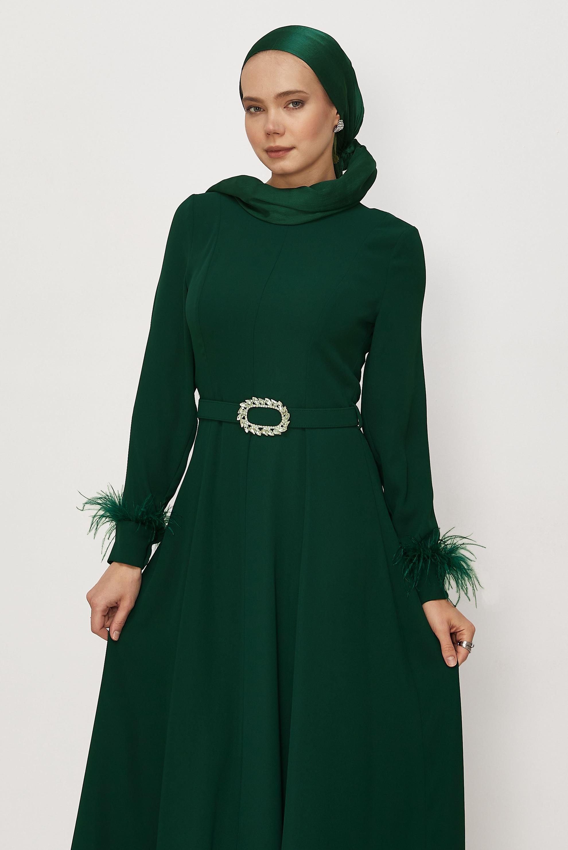 Hijab clothing BEIGE BELTED FEATHER DETAILED DRESS 46369