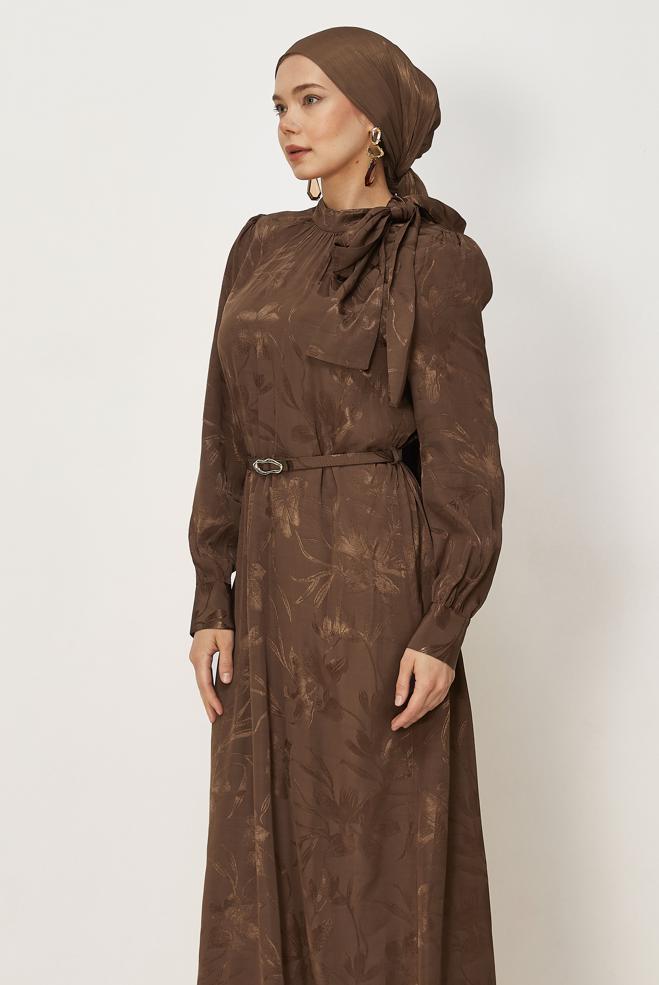 Hijab clothing BROWN BELTED SATIN JACQUARD DRESS 46411 - ALVİNA