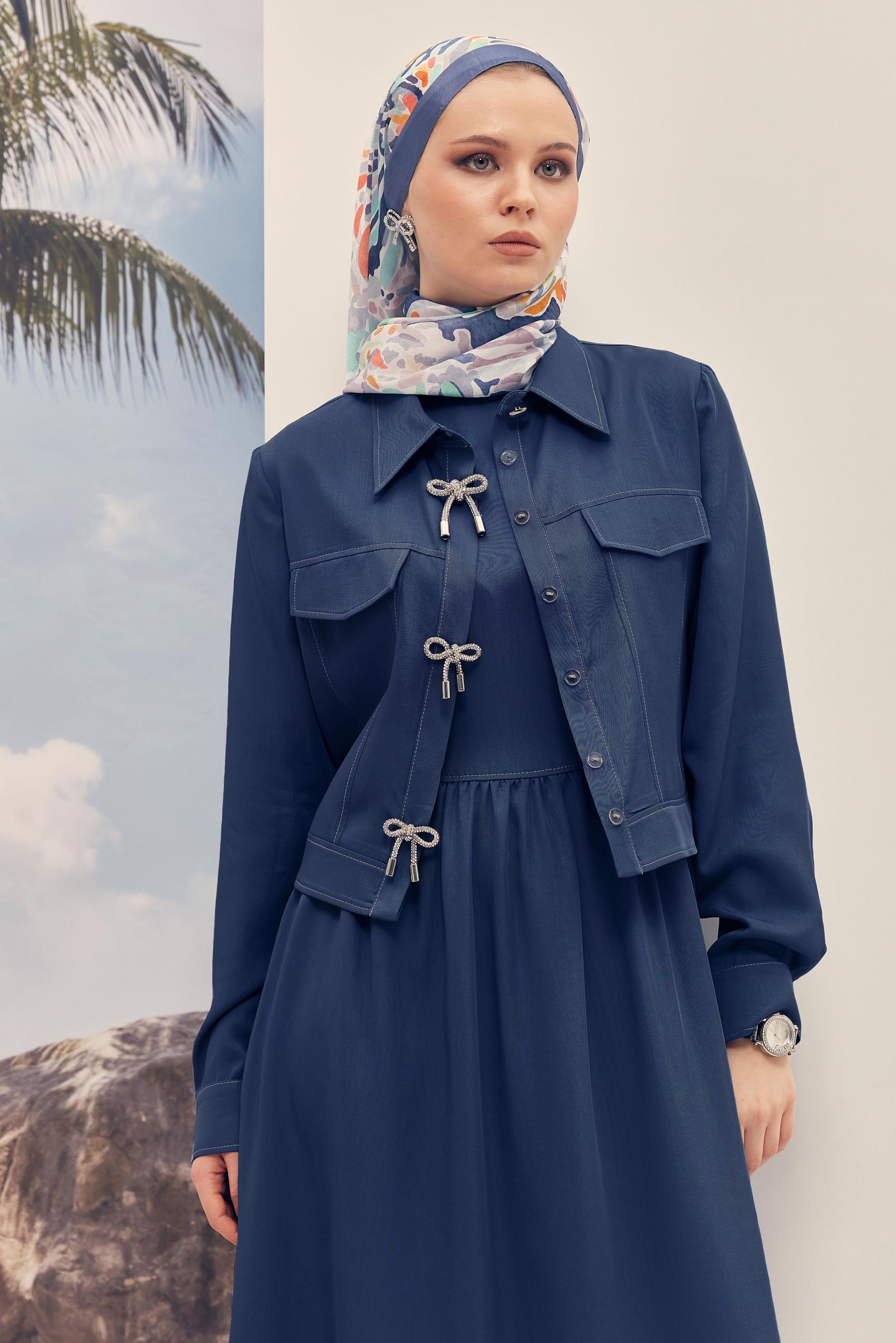 Hijab-Kleidung NAVY BLAU SCHLEIFEN DETAILLIERTES KLEIDUNGSSET 46412