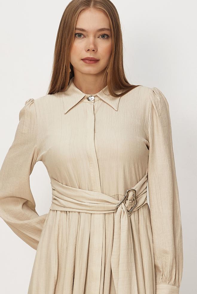Hijab-Kleidung BEIGE KLEID MIT GÜRTEL 46419 - ALVİNA