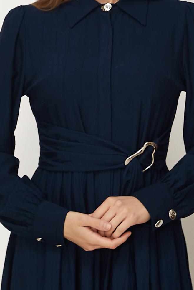 Hijab-Kleidung NAVY BLAU KLEID MIT GÜRTEL 46419 - ALVİNA