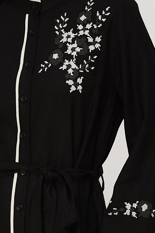 Hijab clothing BLACK BELTED EMBROIDERED LINEN DRESS 46481 - ALVİNA