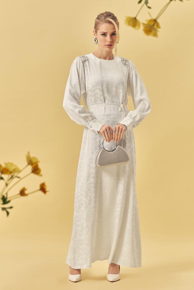 Hijab-Kleidung WEISS JACQUARDKLEID MIT GÜRTEL 46509 - ALVİNA