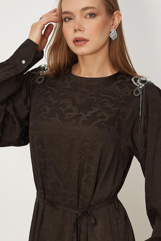 Hijab clothing BROWN BELTED JACQUARD DRESS 46509 - ALVİNA