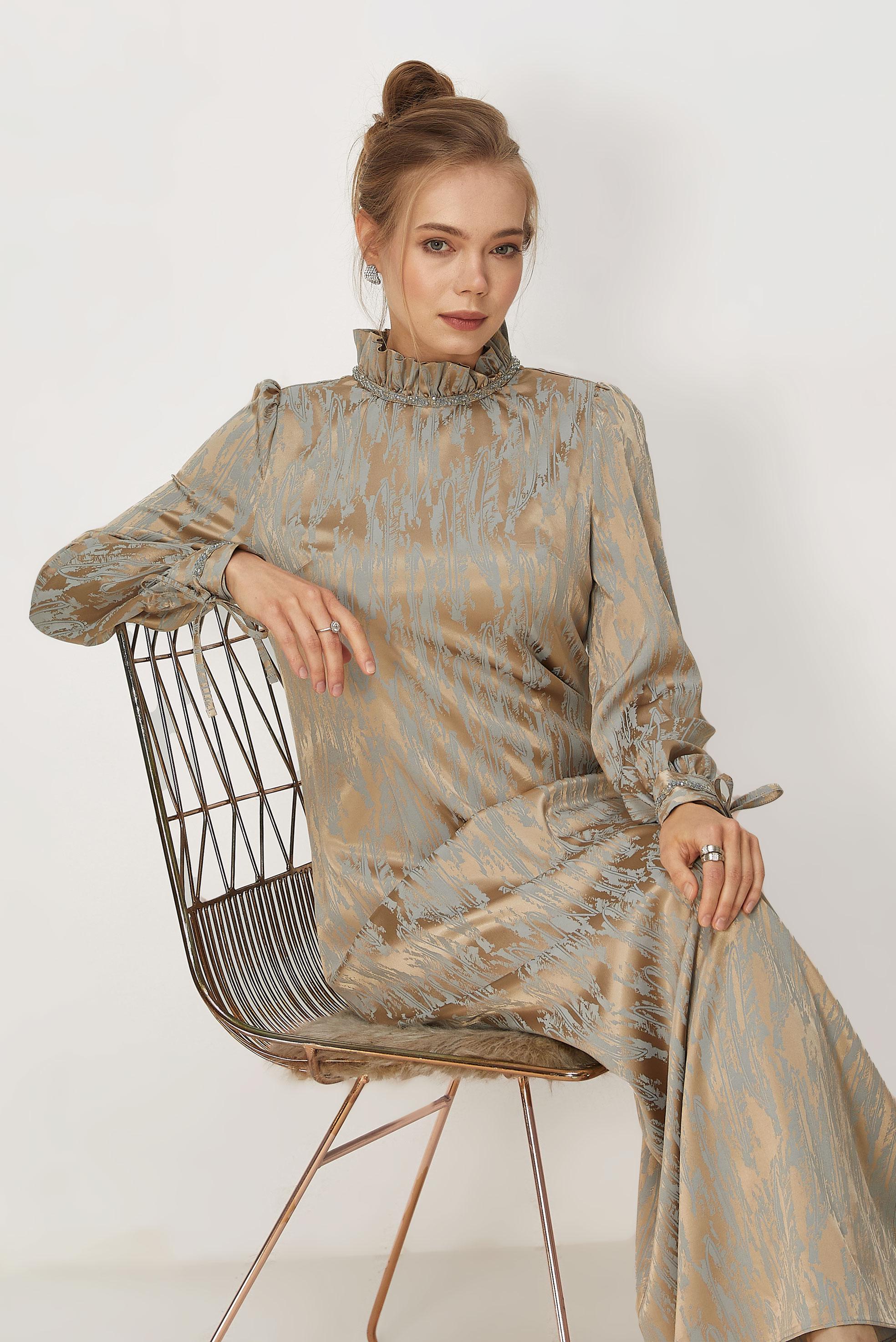 Hijab clothing BEIGE SATIN JACQUARD DRESS 46519