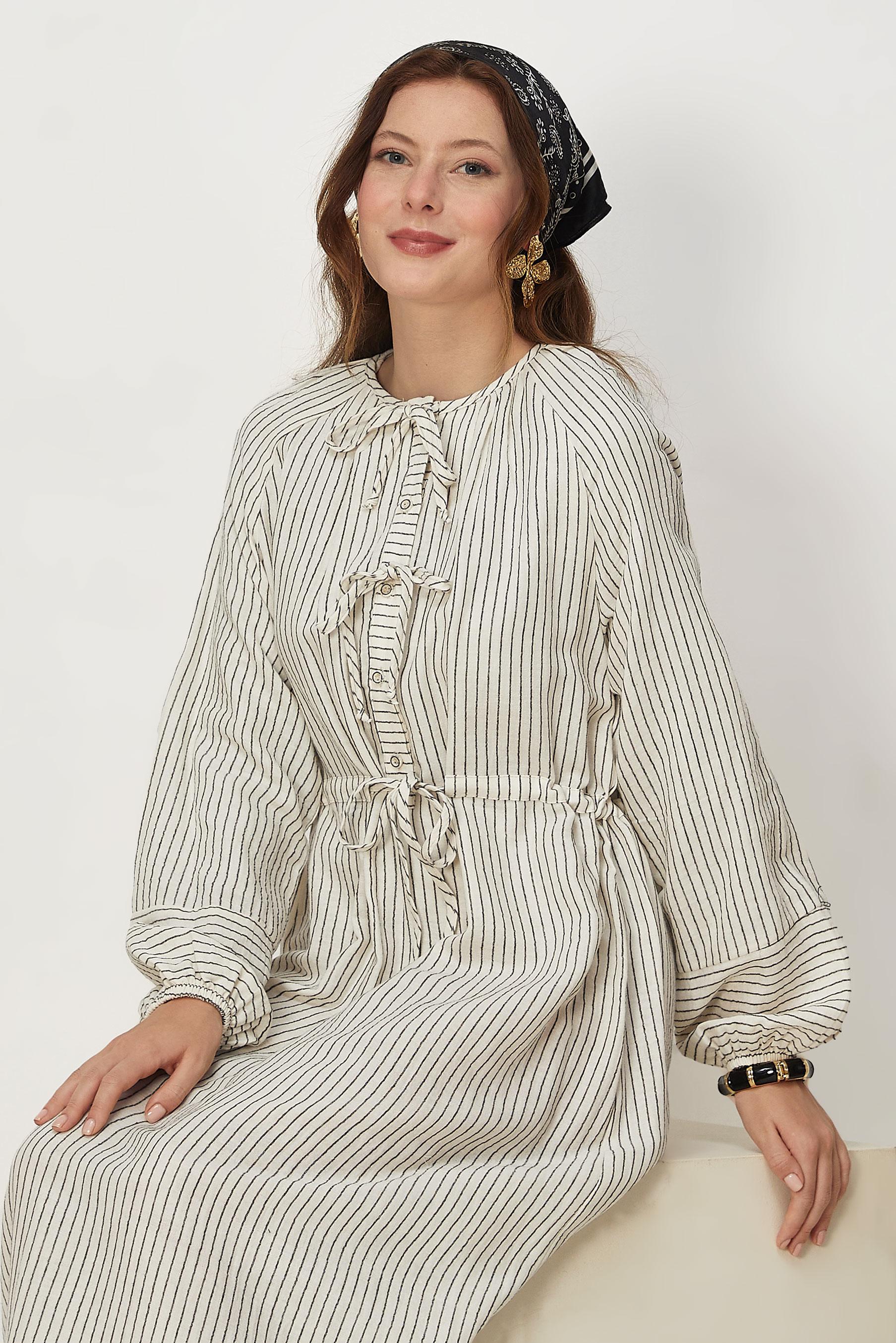 Tesettür giyim SİYAH 46666 MUSLIN 2344 ELBİSE 38-42 TEK40