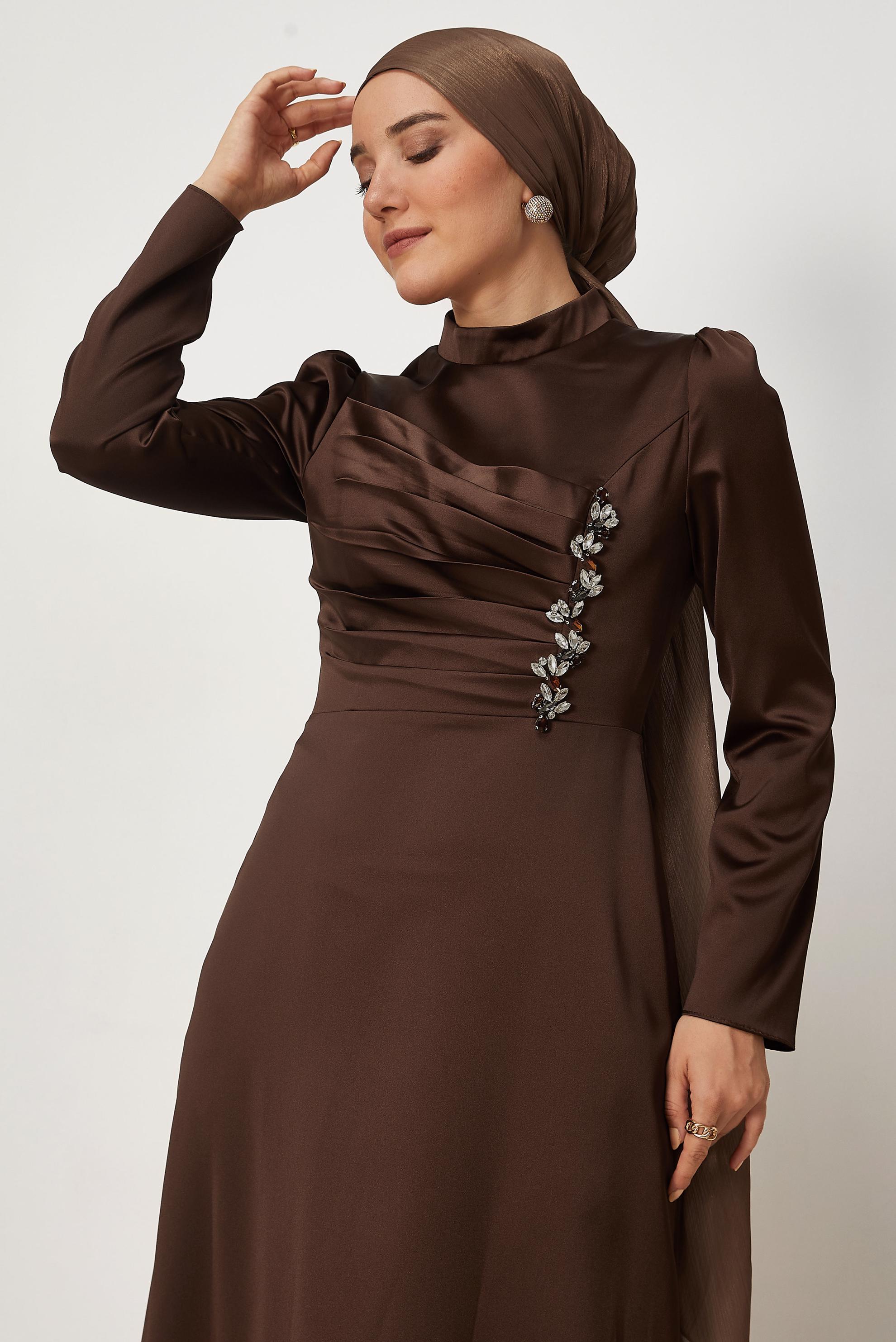 Tesettür giyim KAHVE 46803 MELIN SATEN ELBİSE 38-46 TEK42