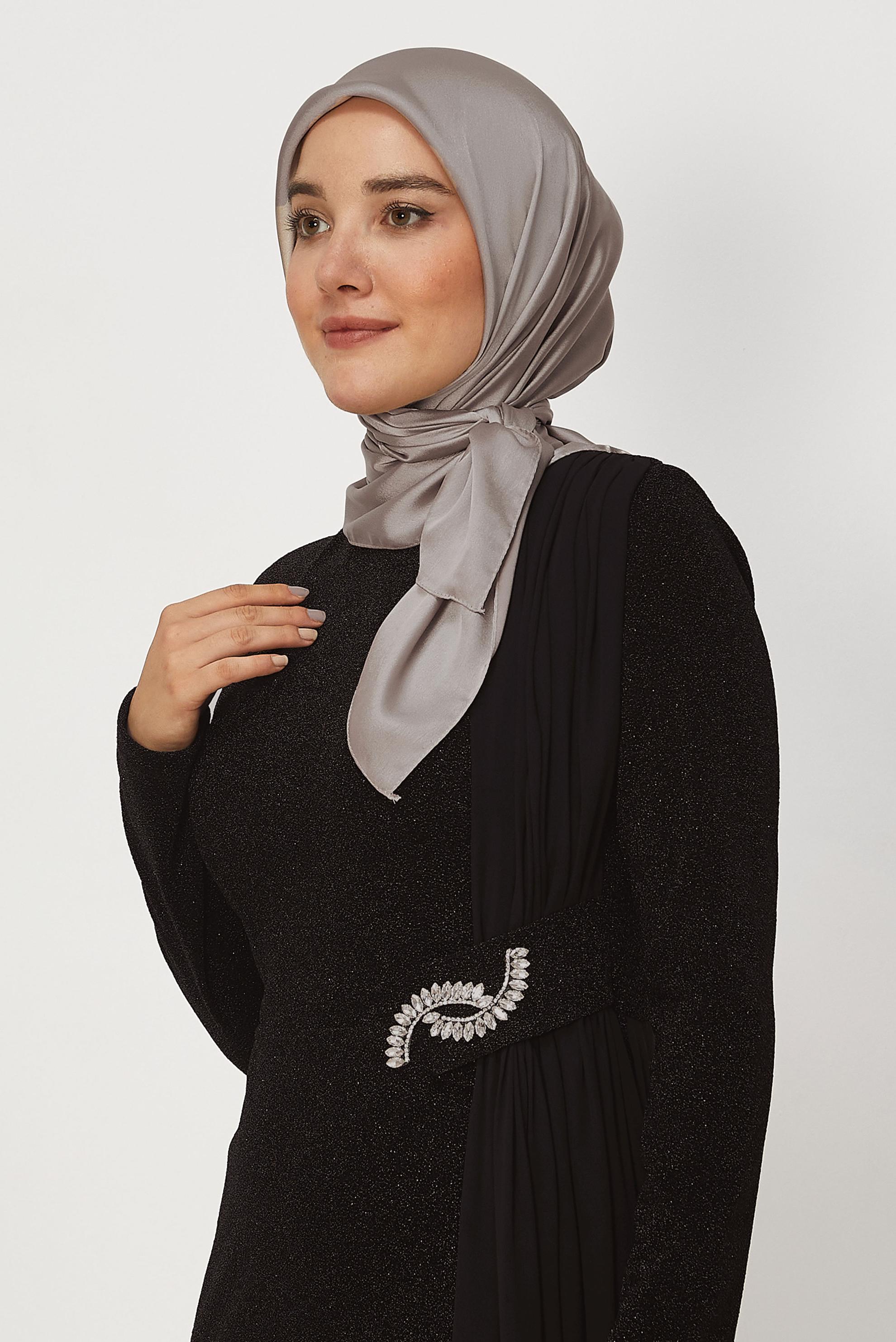 Hijab clothing BEIGE ALVINA SHIMMER SCARF 8658