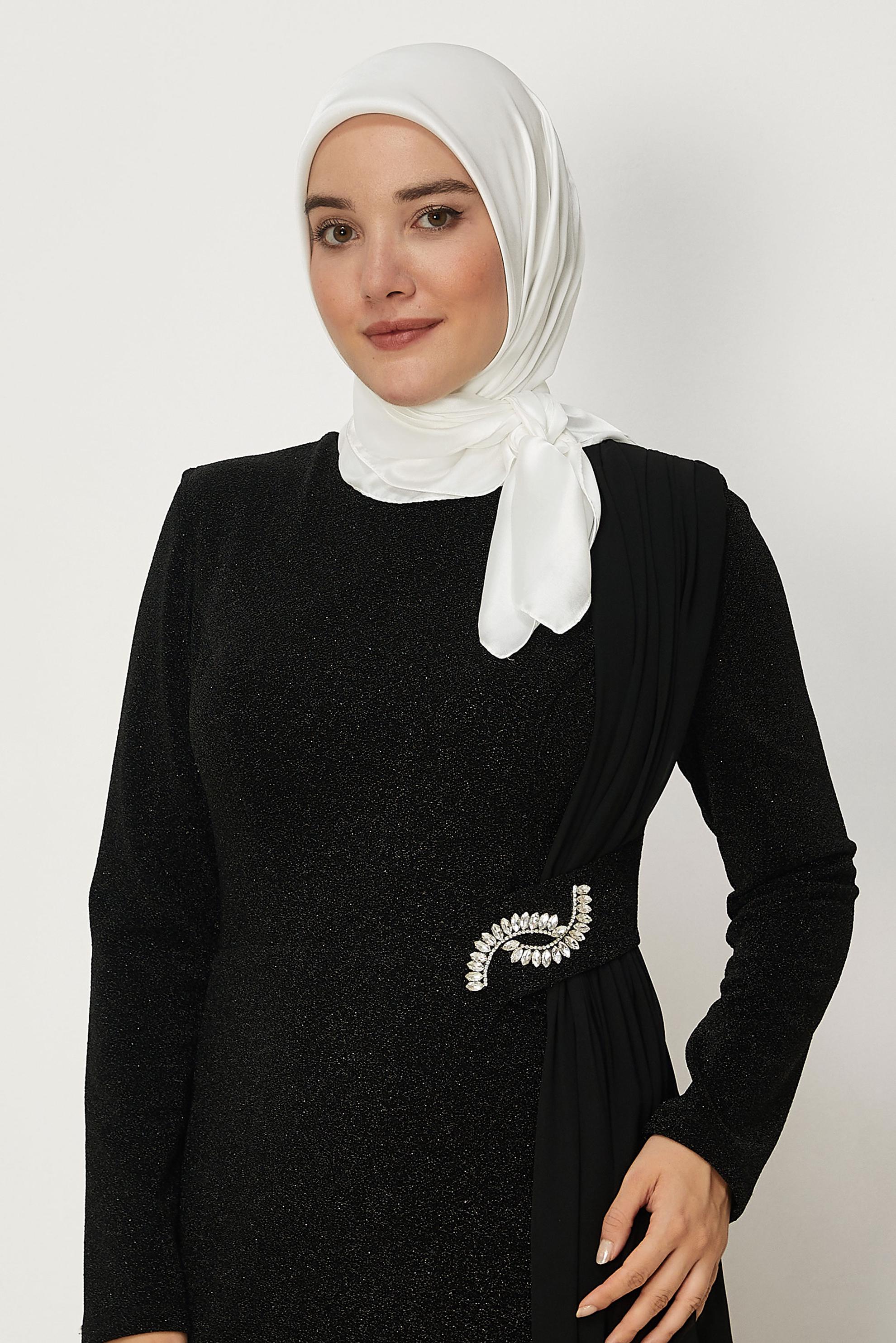 Hijab clothing WHITE ALVINA SHIMMER SCARF 8658