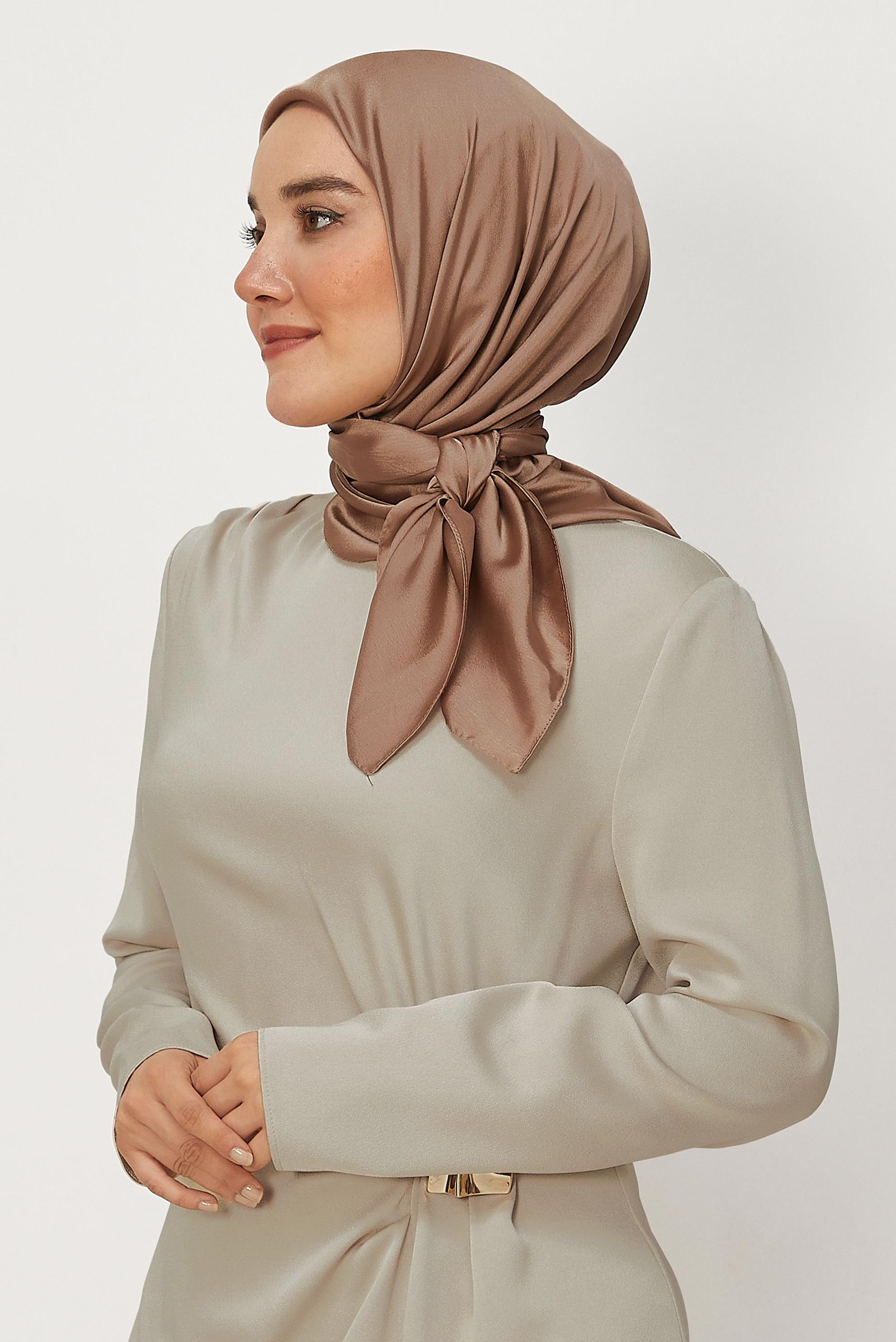 Hijab clothing GOLD ALVINA SHIMMER SCARF 8658