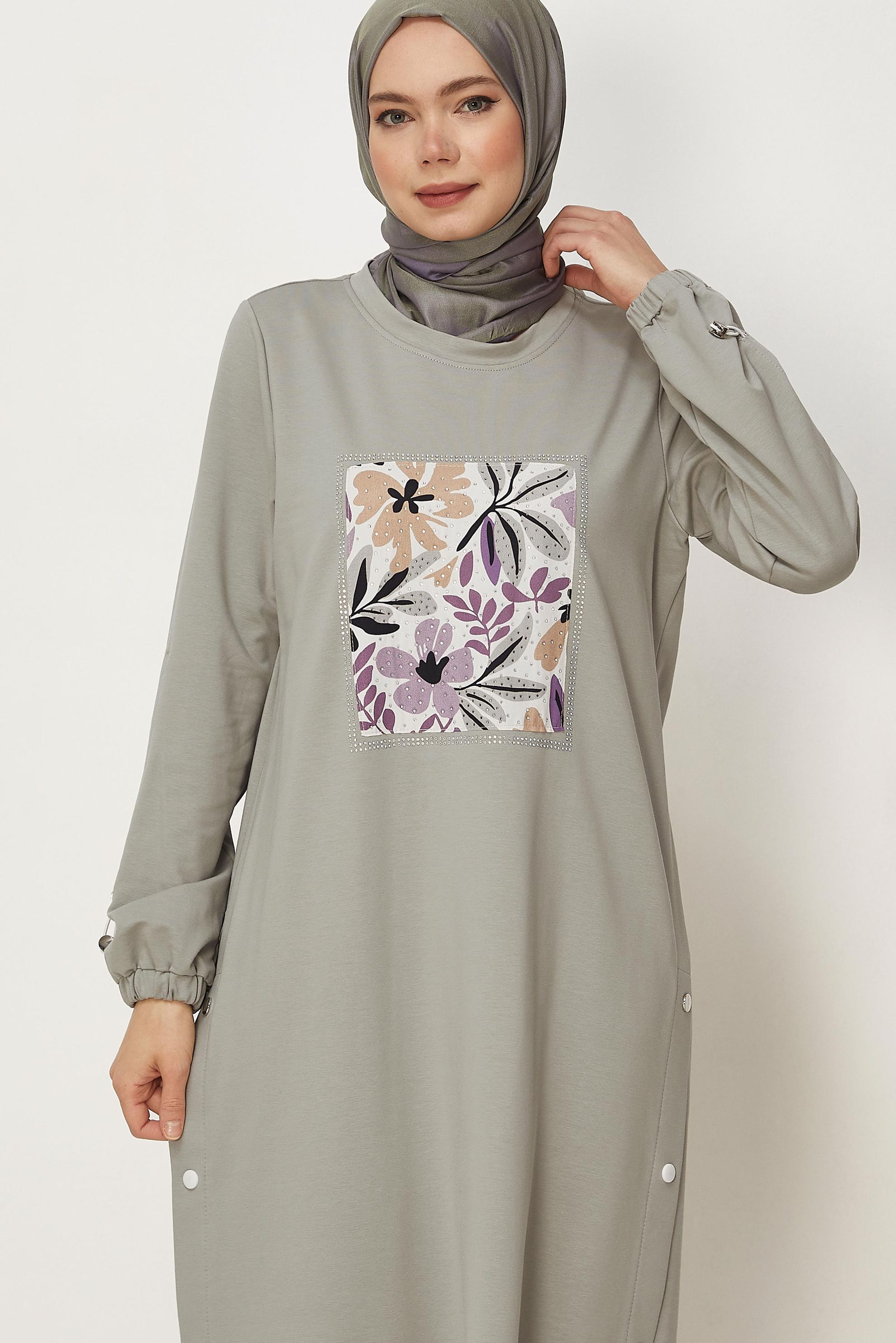 Hijab-Kleidung SILBER TRAININGSANZUGKLEID MIT EDELSTEIN DETAILS 45635