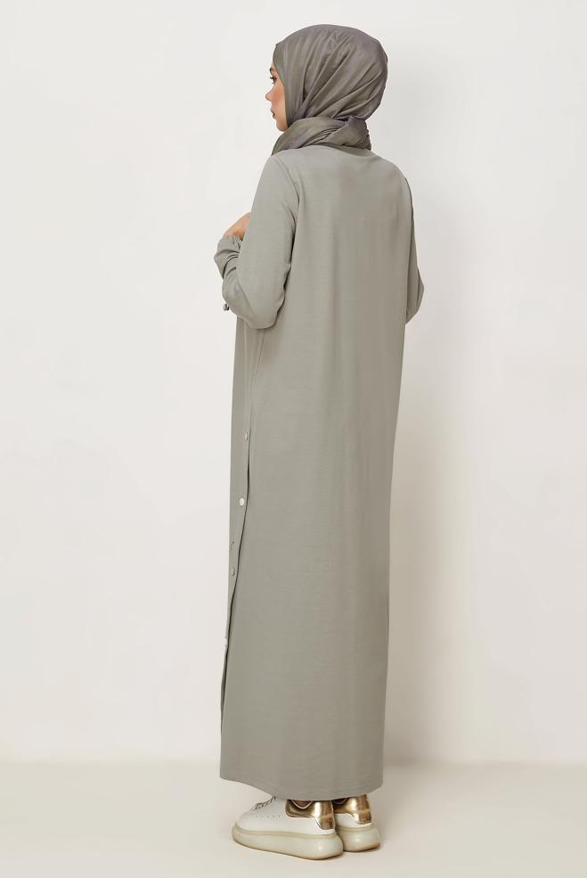 Hijab-Kleidung SILBER TRAININGSANZUGKLEID MIT EDELSTEIN DETAILS 45635 - ALVİNA