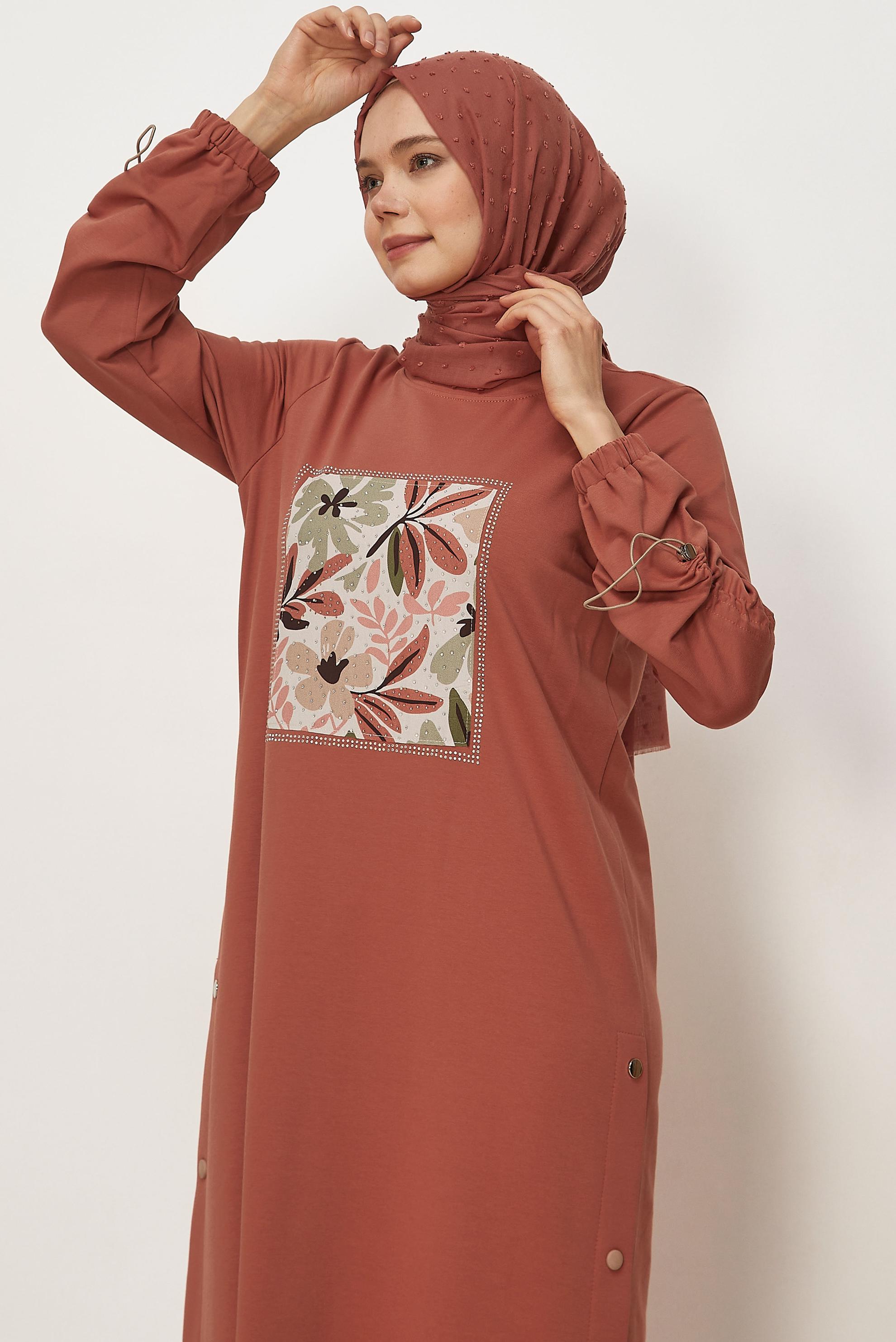 Vêtements hijab BEIGE ROBE DE SURVÊTEMENT DÉTAILLÉE GEMME 45635