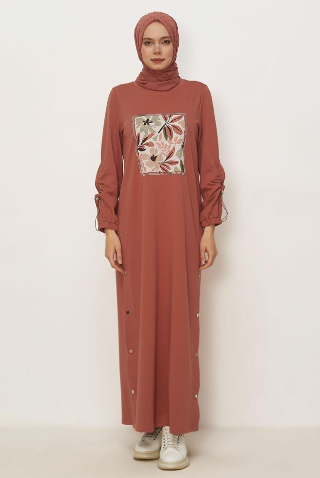 Vêtements hijab BEIGE ROBE DE SURVÊTEMENT DÉTAILLÉE GEMME 45635 - ALVİNA