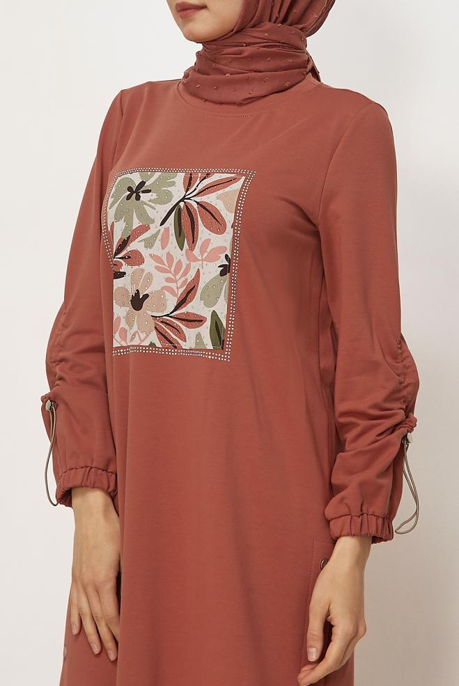 Vêtements hijab BEIGE ROBE DE SURVÊTEMENT DÉTAILLÉE GEMME 45635 - ALVİNA