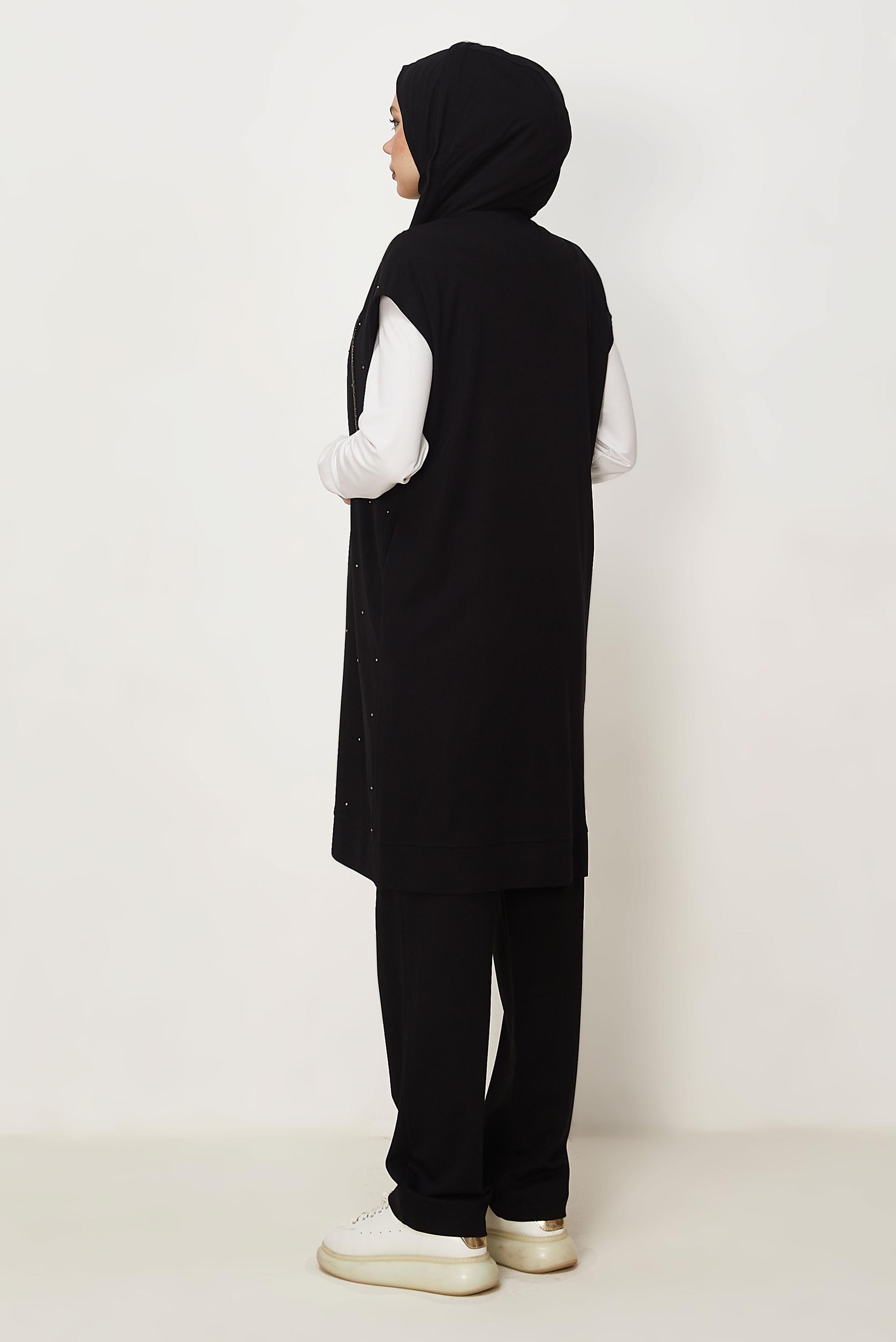 Hijab-Kleidung SCHWARZ DREITEILIGES TRAININGSANZUG-SET 45666