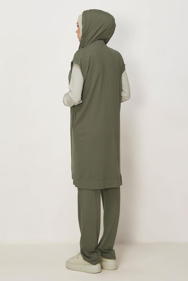 Hijab-Kleidung KHAKI DREITEILIGES TRAININGSANZUG-SET 45666 - ALVİNA