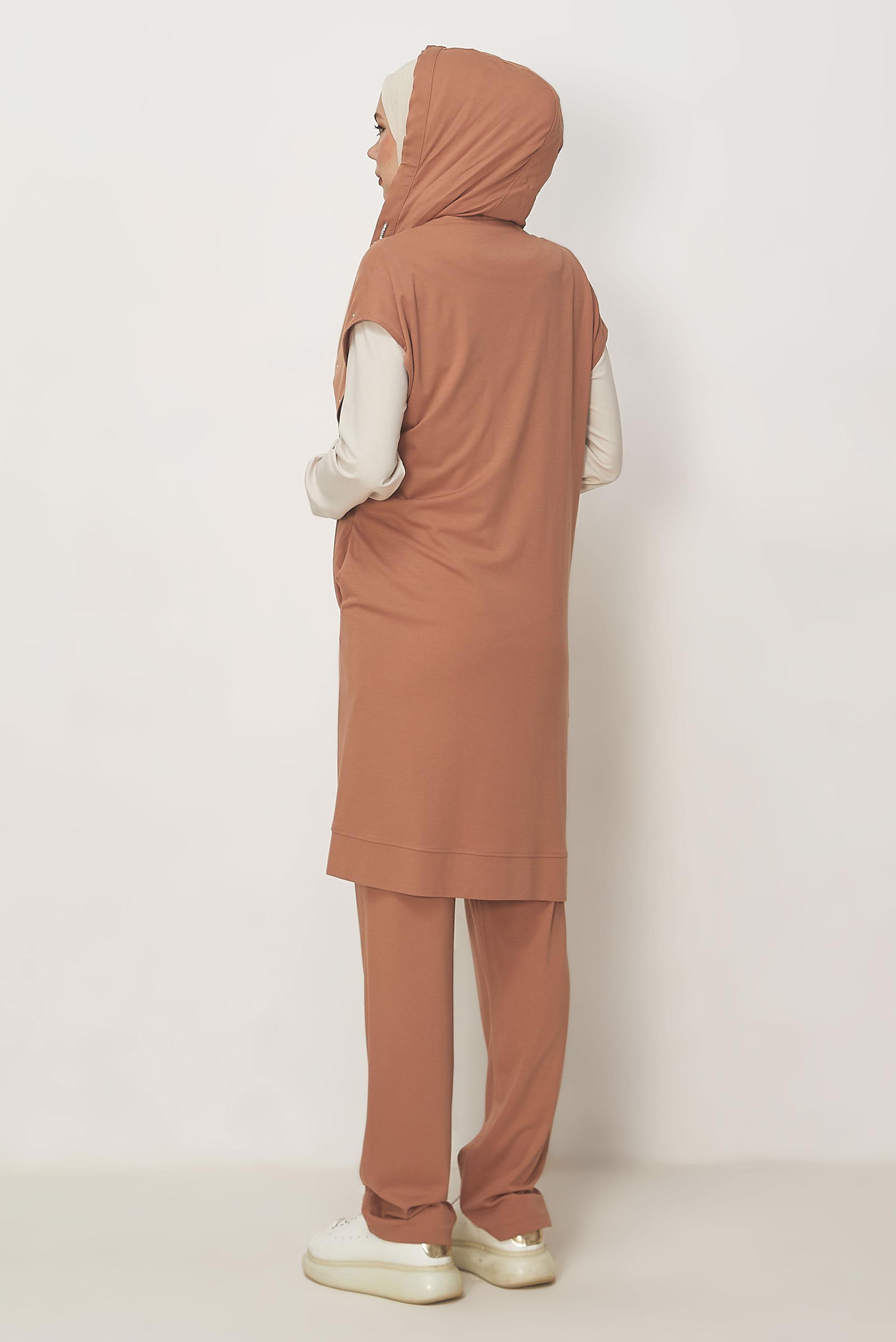 Hijab-Kleidung BRAUN DREITEILIGES TRAININGSANZUG-SET 45666