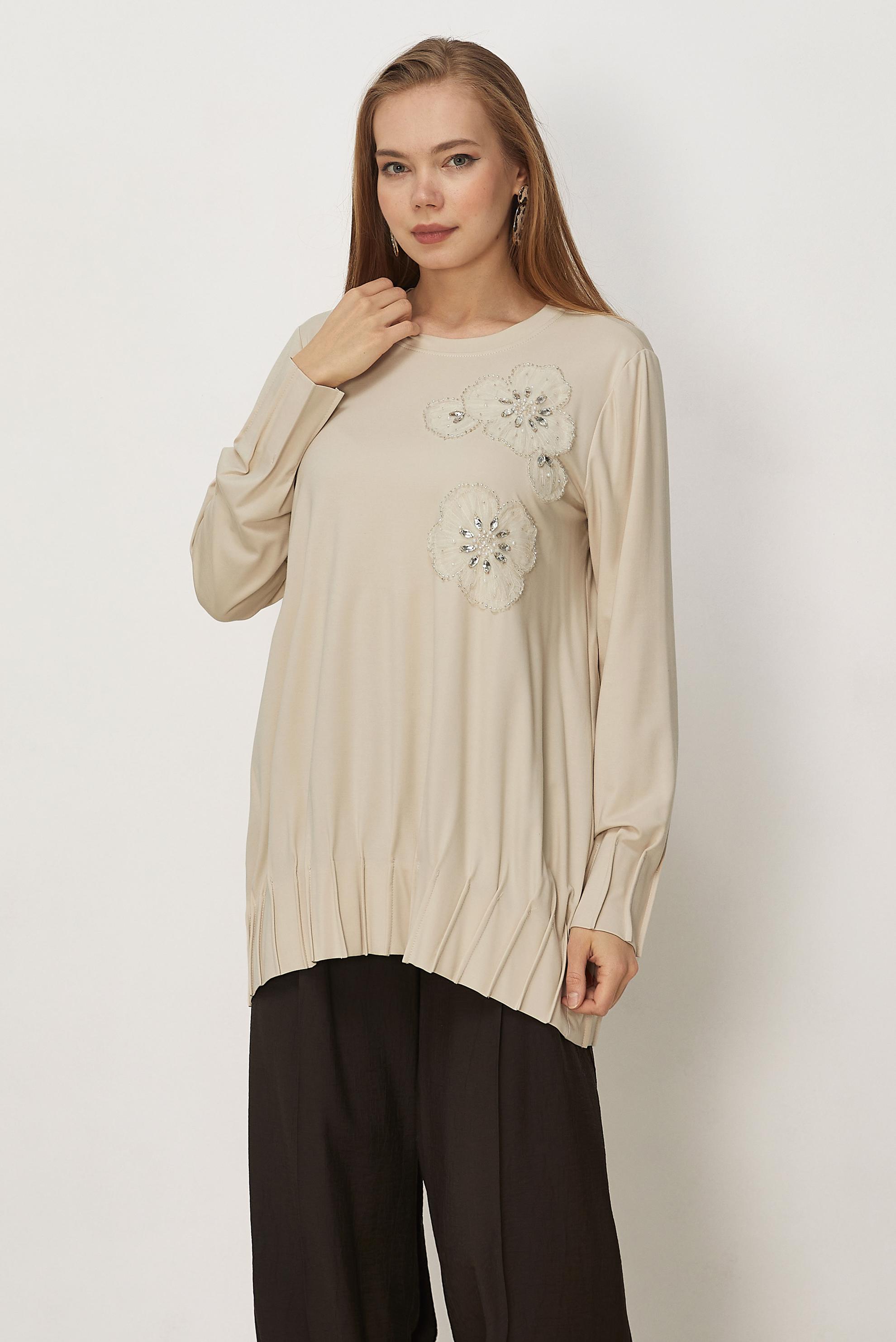 Hijab-Kleidung BEIGE TRAININGSANZUG-TUNIKA MIT PERLEN 45740