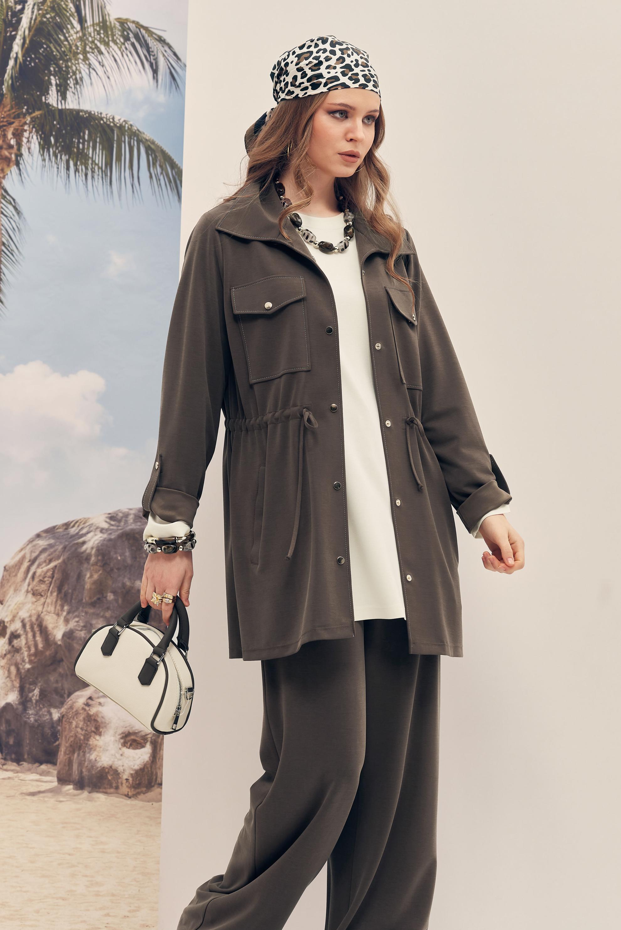 Hijab-Kleidung BRAUN HOSENANZUG MIT GESMOKTER TAILLE 46332