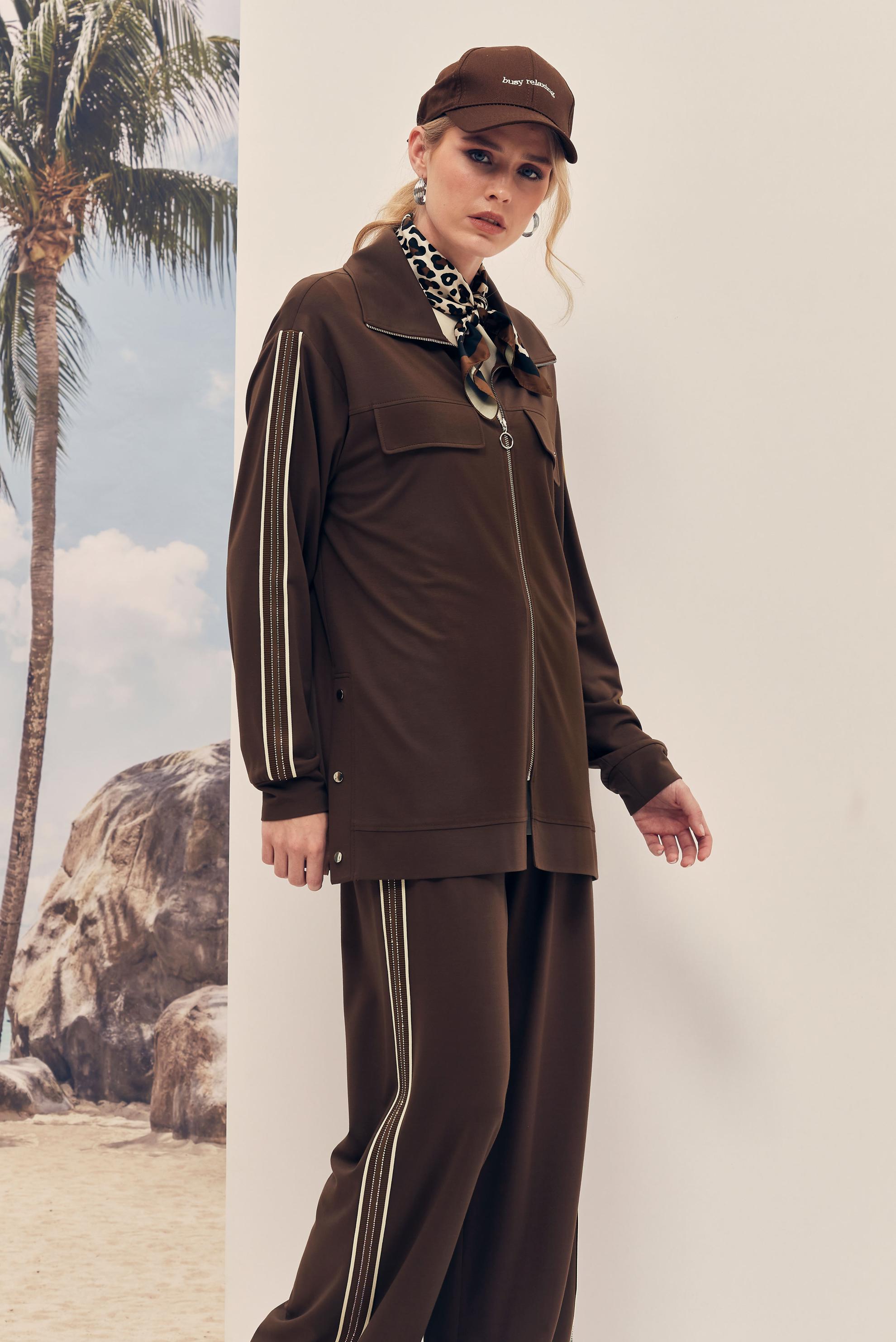 Hijab-Kleidung BRAUN TRAININGSANZUG-SET MIT REIßVERSCHLUSS 46333