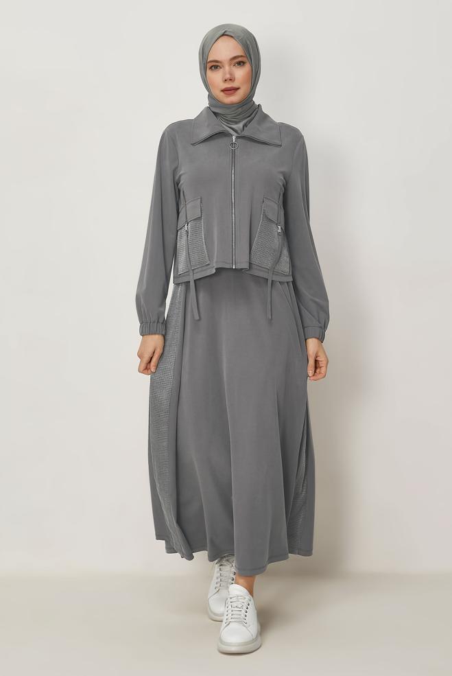 Hijab-Kleidung GRAU TRAININGSANZUG-SET MIT RÖCKEN 46338 - ALVİNA